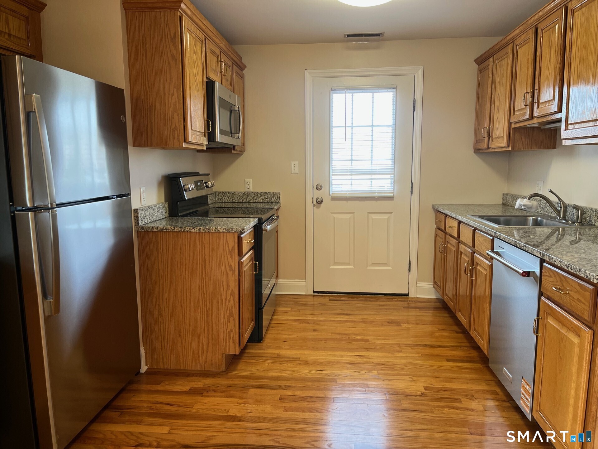 56 East Avenue Property Photo 7