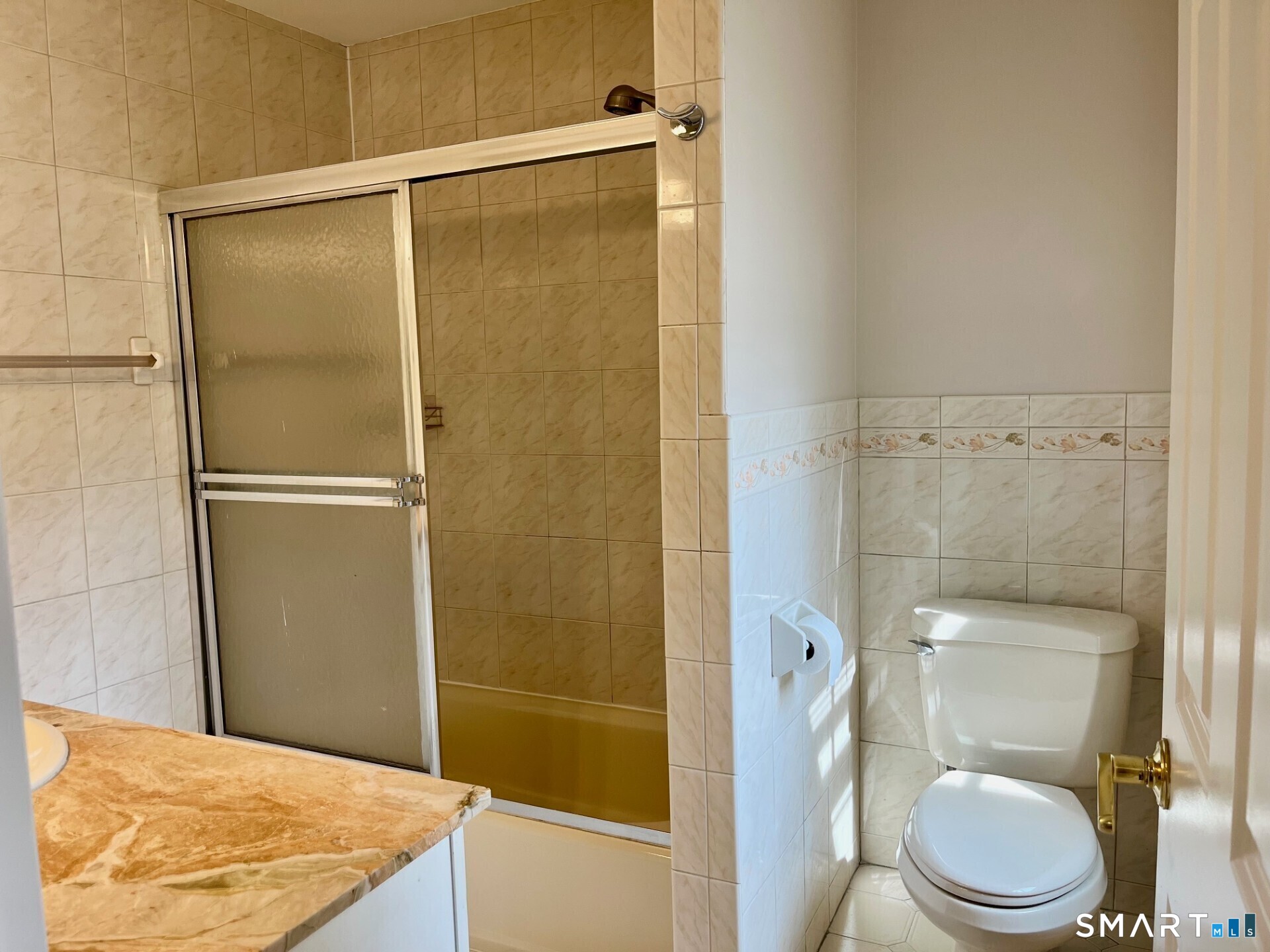 56 East Avenue Property Photo 14