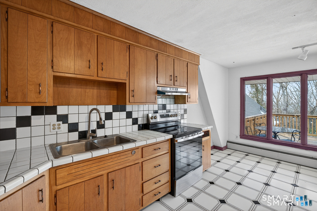 1553 Glasgo Road Property Photo 11