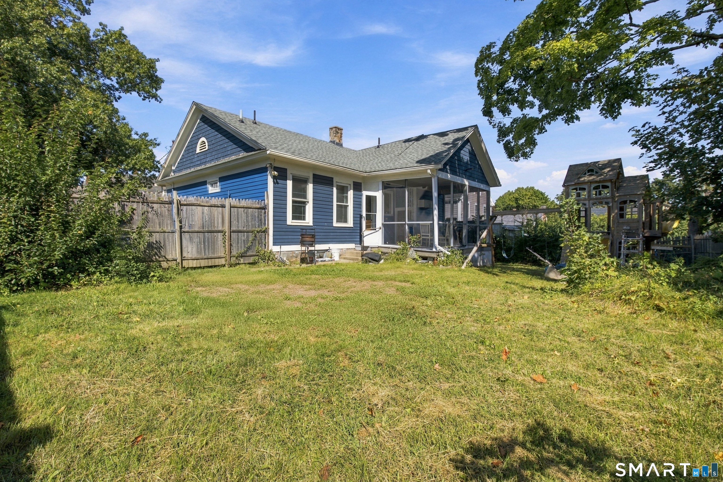 144 Clinton Street Property Photo 26