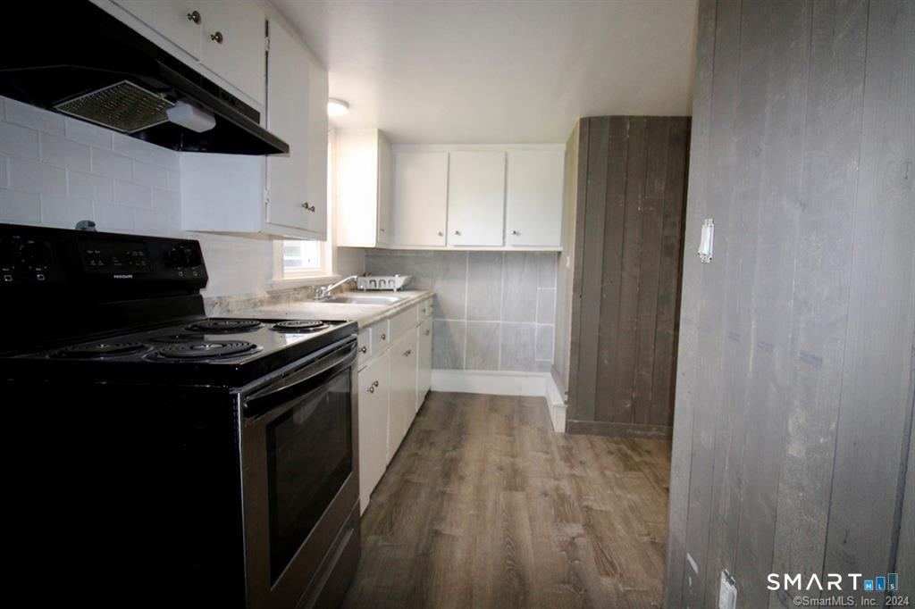 525 Boston Post 1 Road Property Photo 15