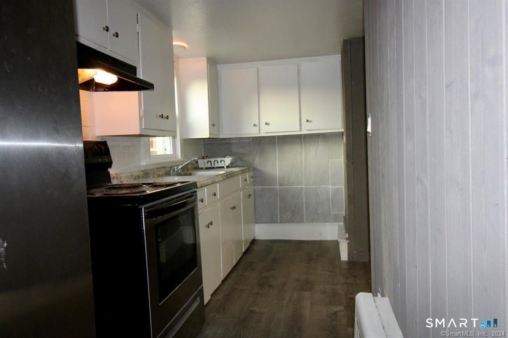 525 Boston Post 1 Road Property Photo 16