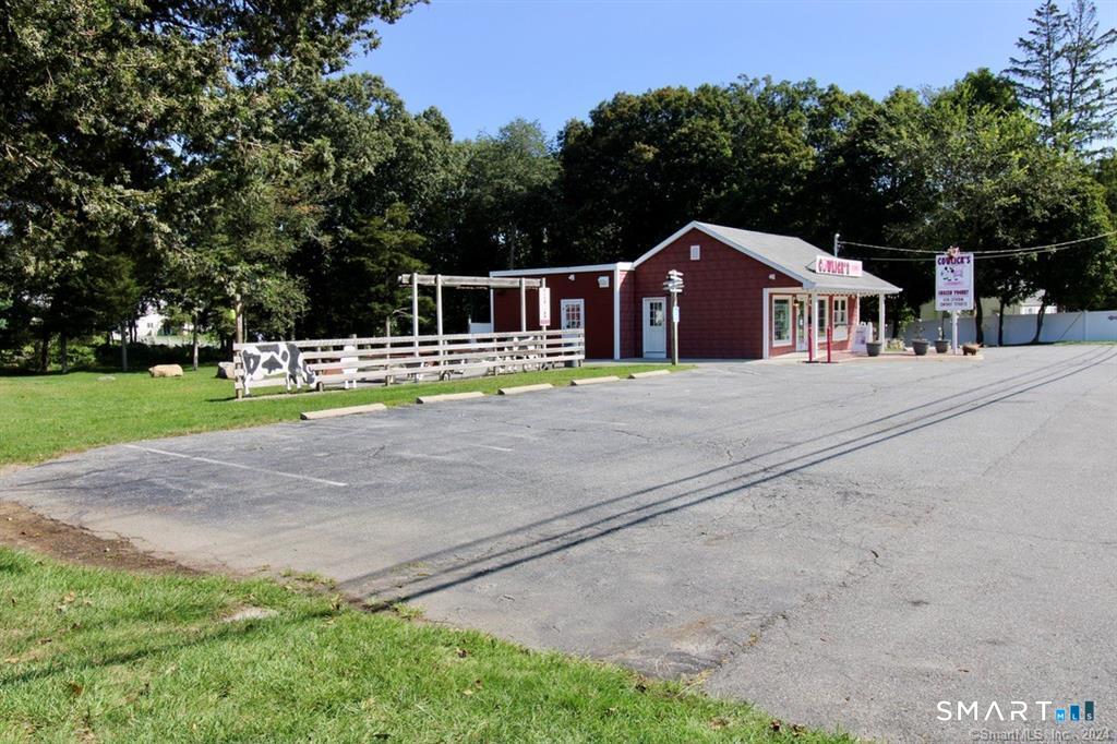 525 Boston Post 1 Road Property Photo 19