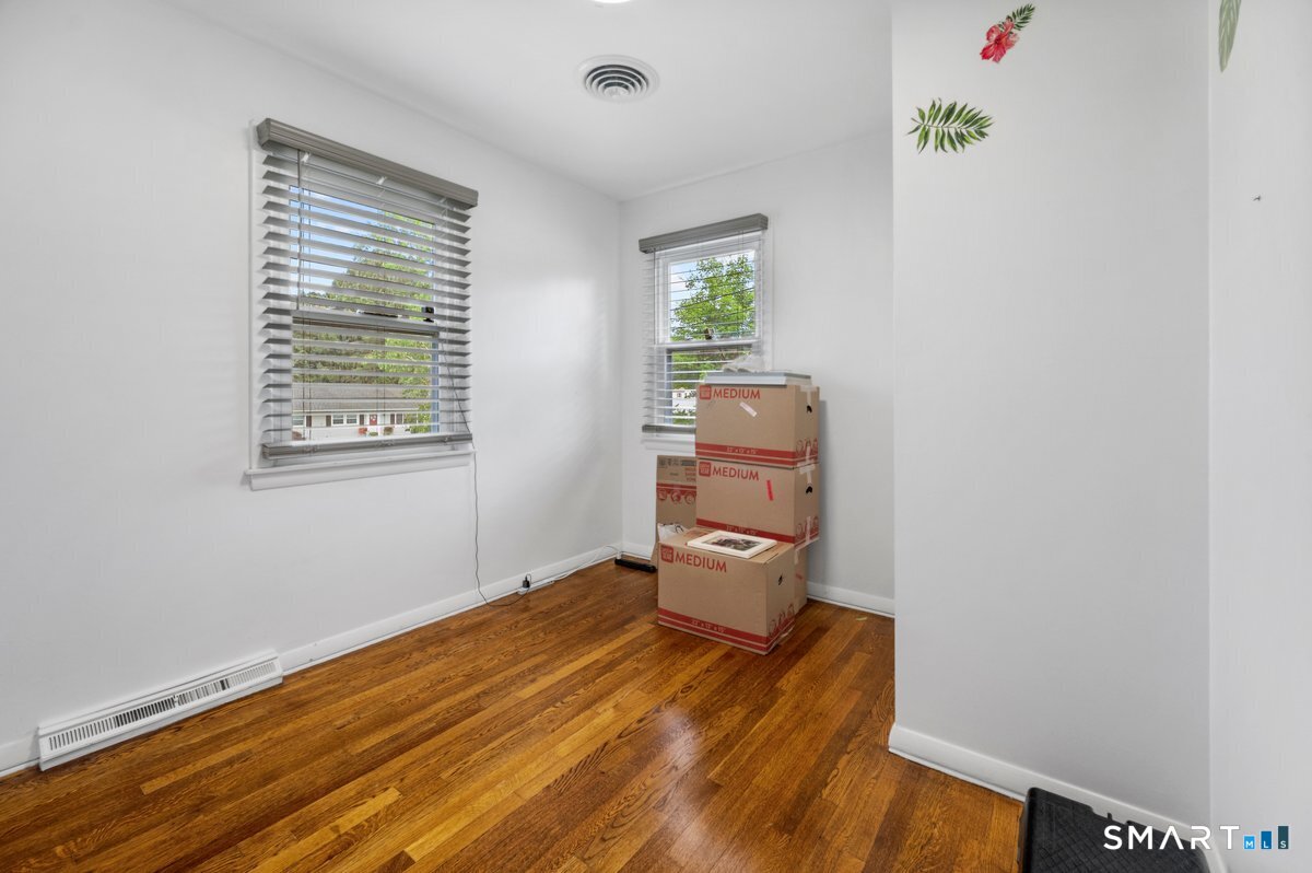 127 Rowland Drive Property Photo 11