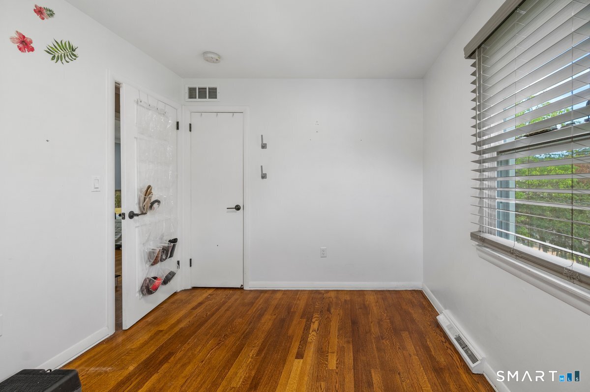 127 Rowland Drive Property Photo 12