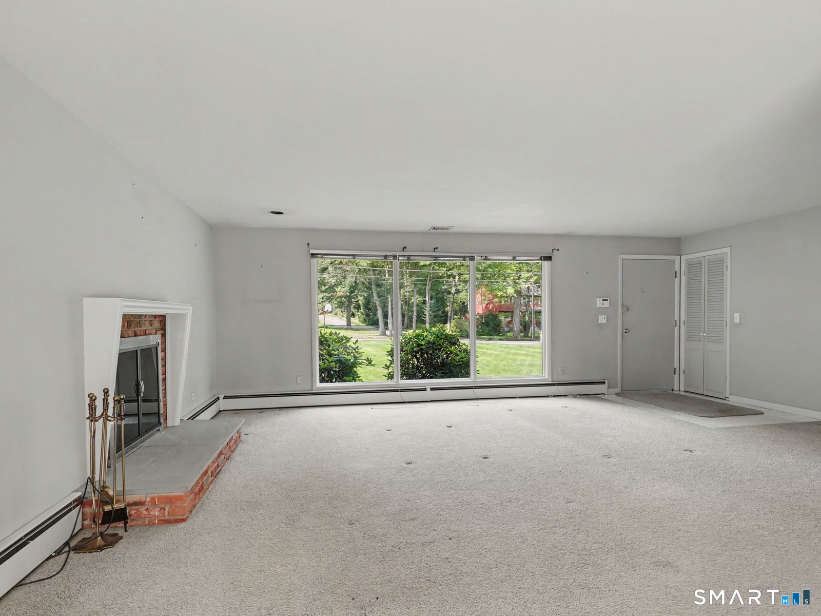29 Weatherbell Drive Property Photo 4