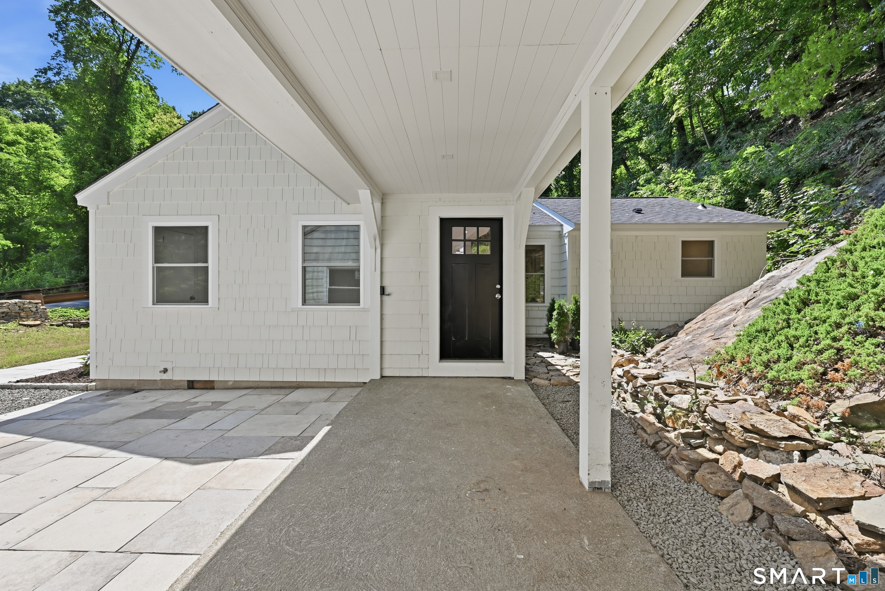 224 Ramapoo Road Property Photo 5