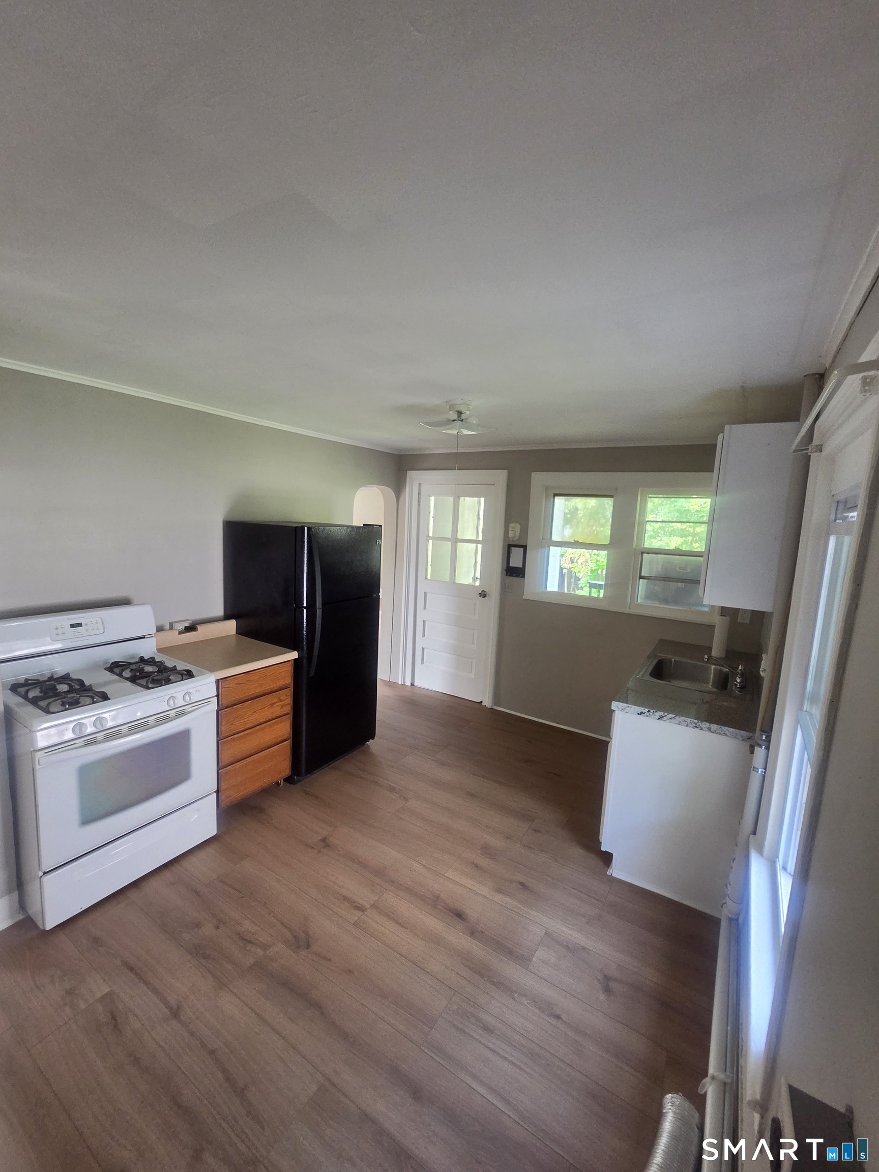 9 Harvard 2 Street Property Photo 7
