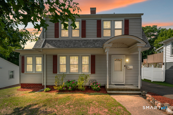 99 Girard Avenue Property Photo 1
