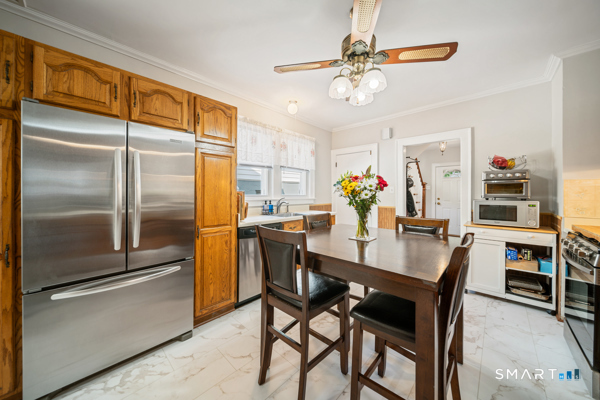 99 Girard Avenue Property Photo 15