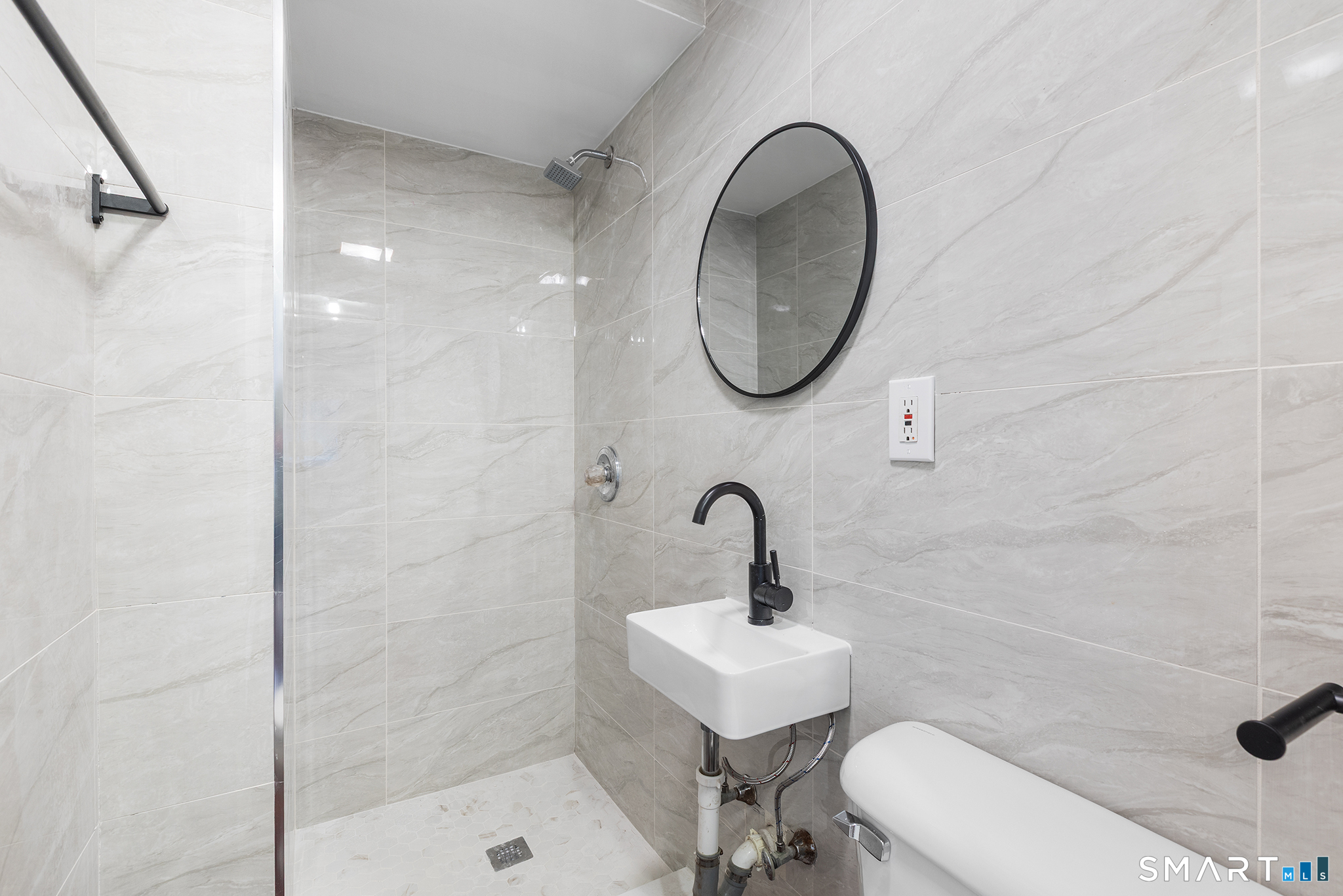 241 Pemberwick Road Property Photo 29