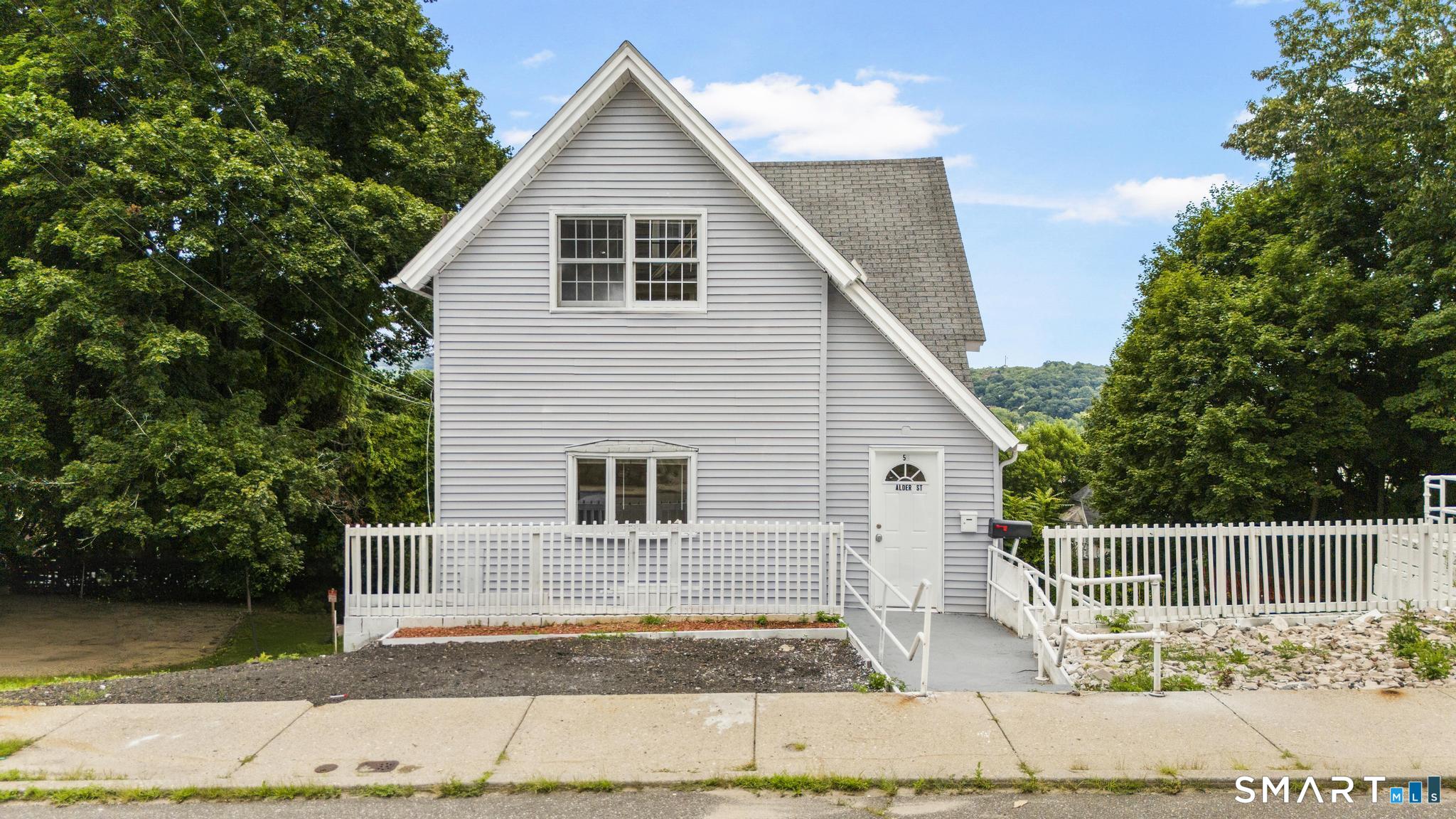 52 Alder Street Property Photo 1