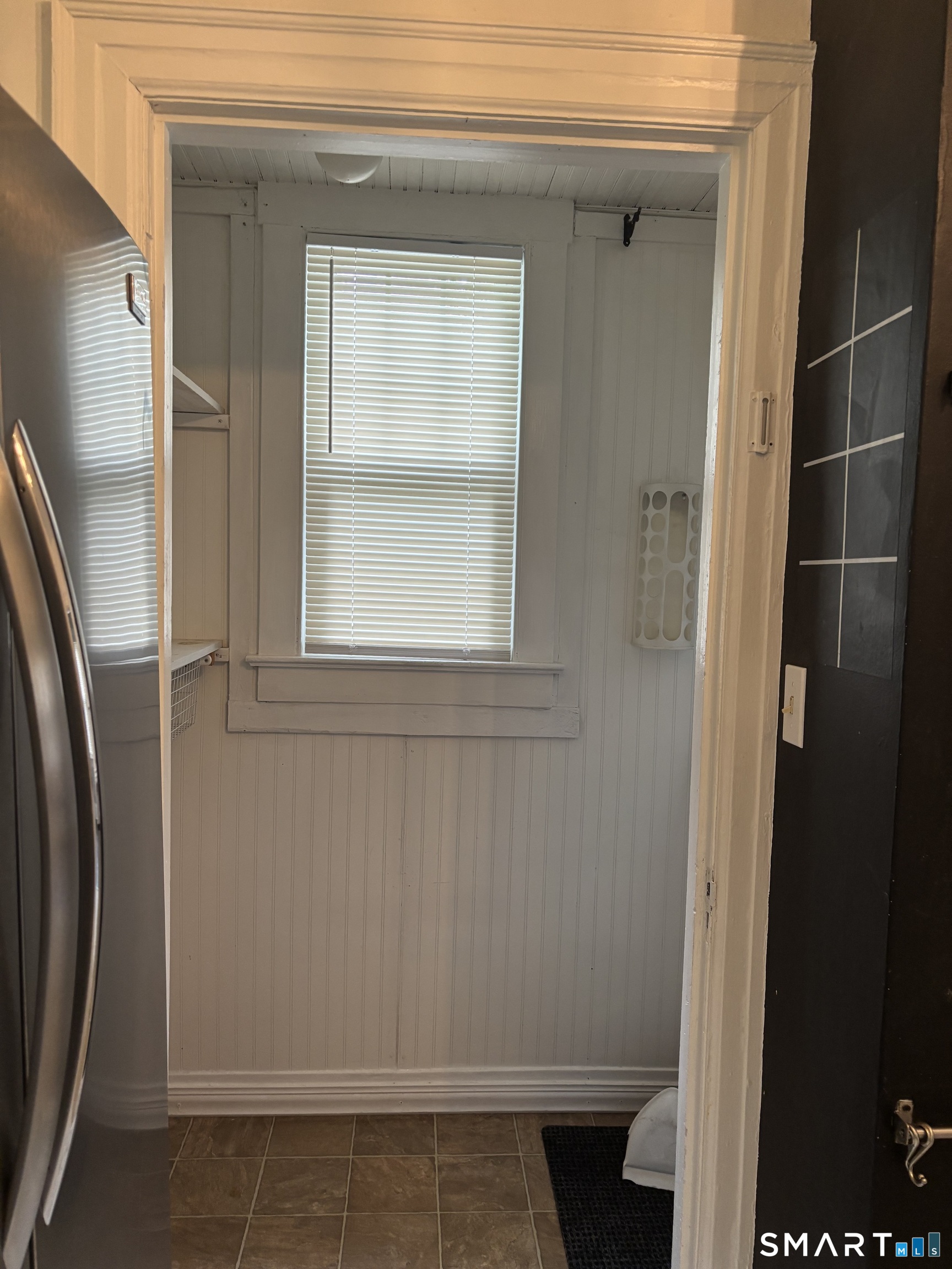 246 Goffe Terrace Property Photo 5