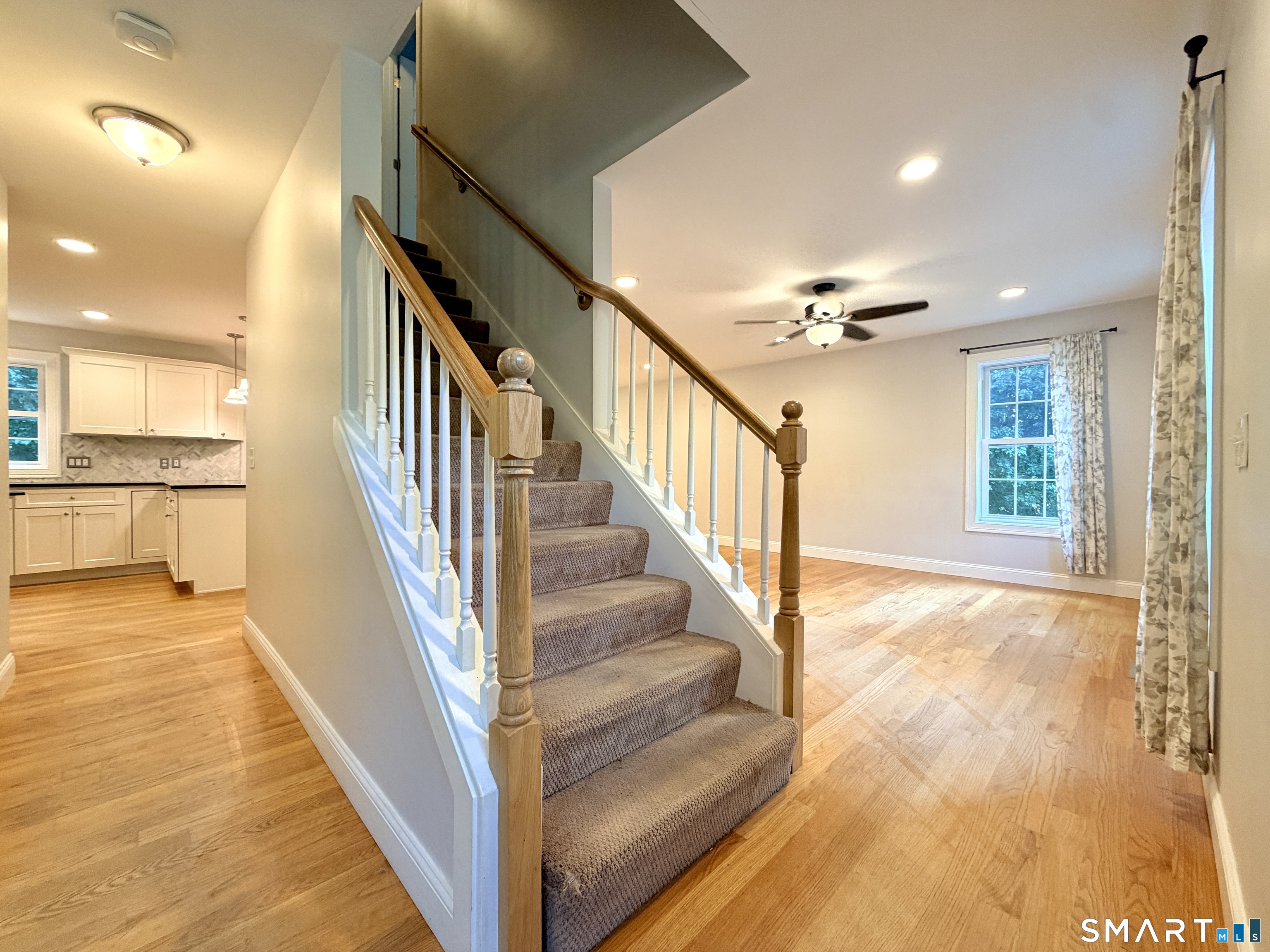 793 Colonel Ledyard Highway Property Photo 4