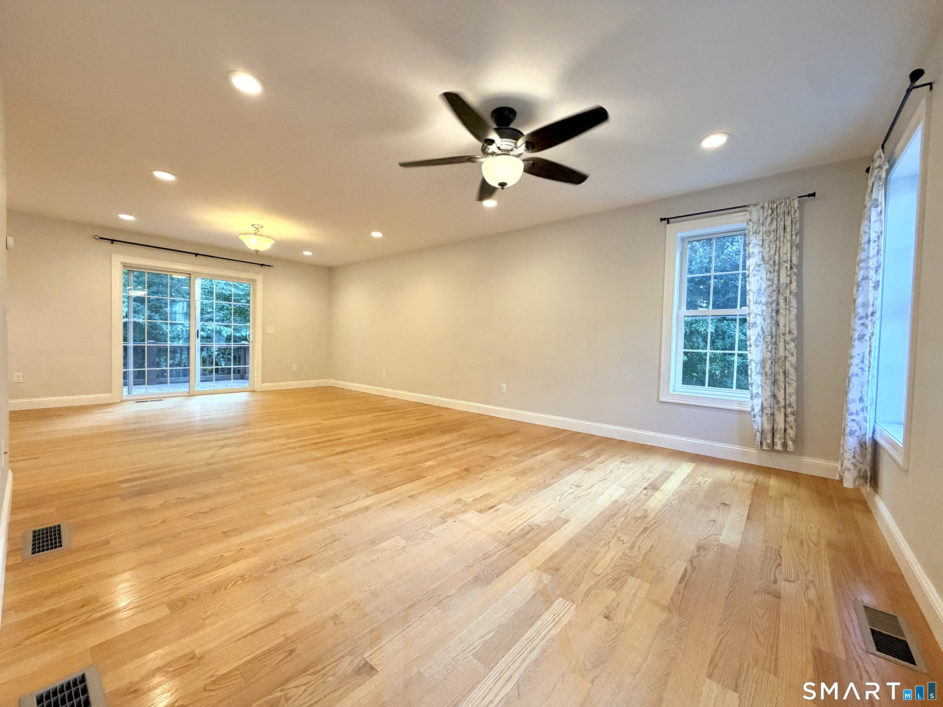 793 Colonel Ledyard Highway Property Photo 6