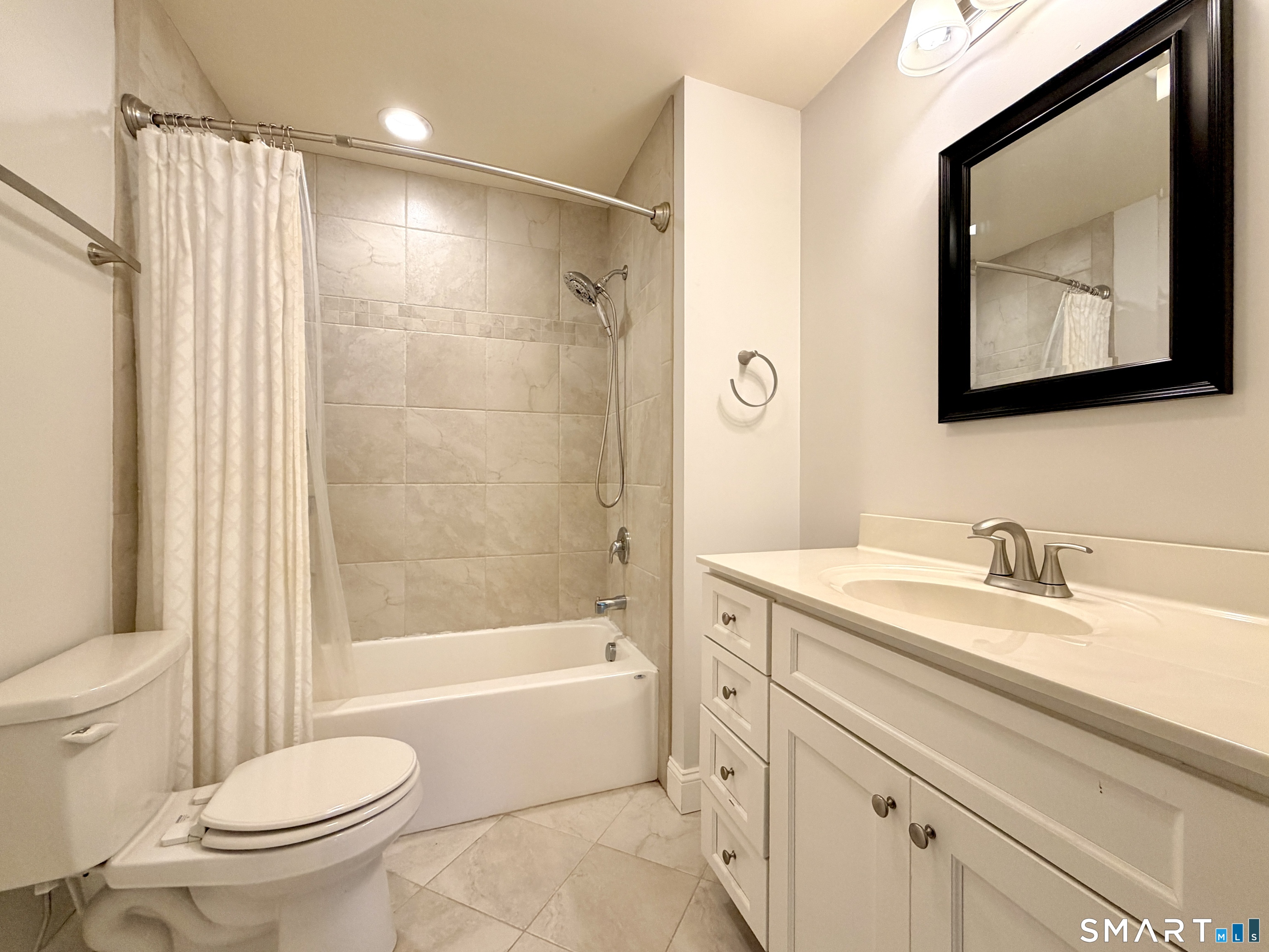 793 Colonel Ledyard Highway Property Photo 24