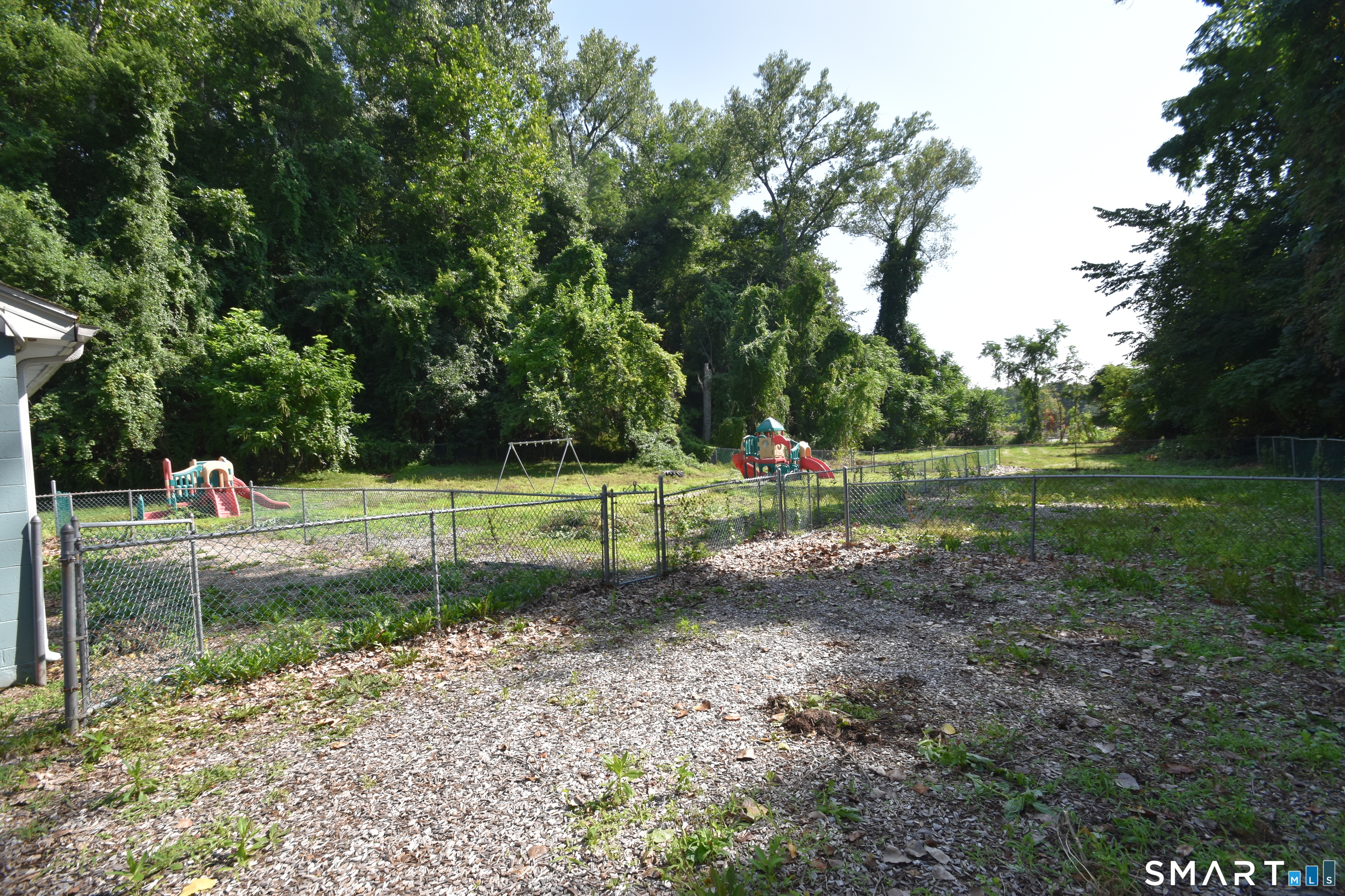 206 House Street Property Photo 5