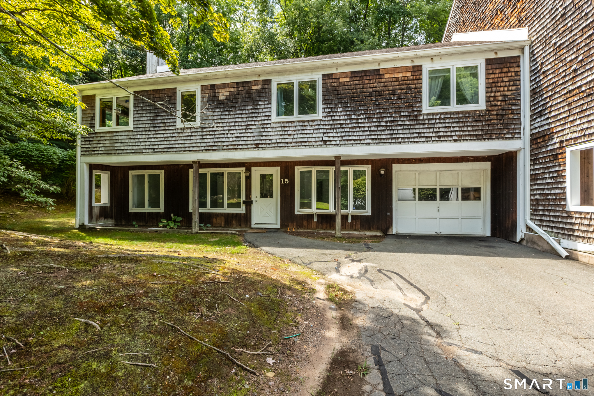 15 Cardinal 15 Drive Property Photo 2