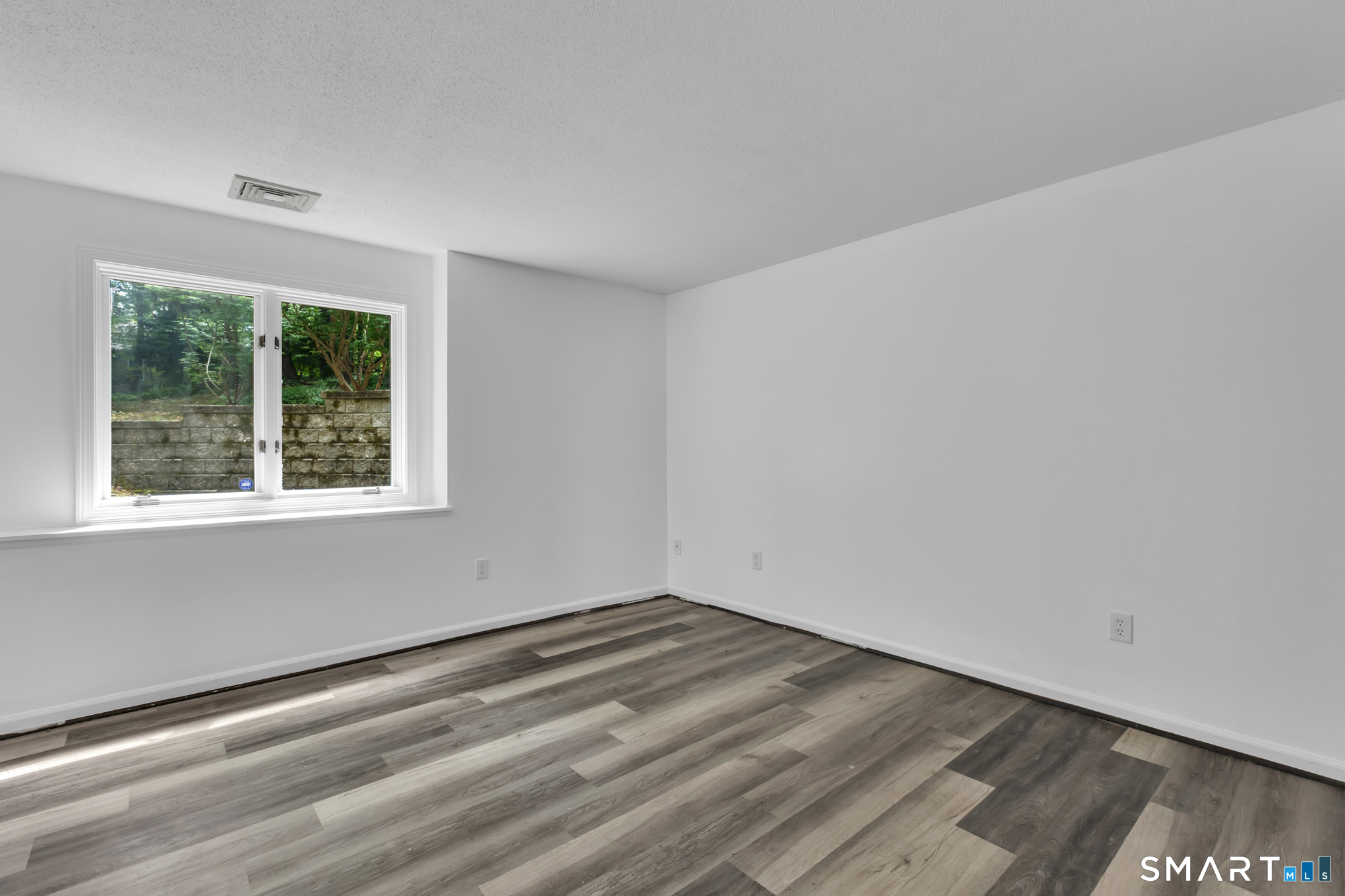 15 Cardinal 15 Drive Property Photo 20