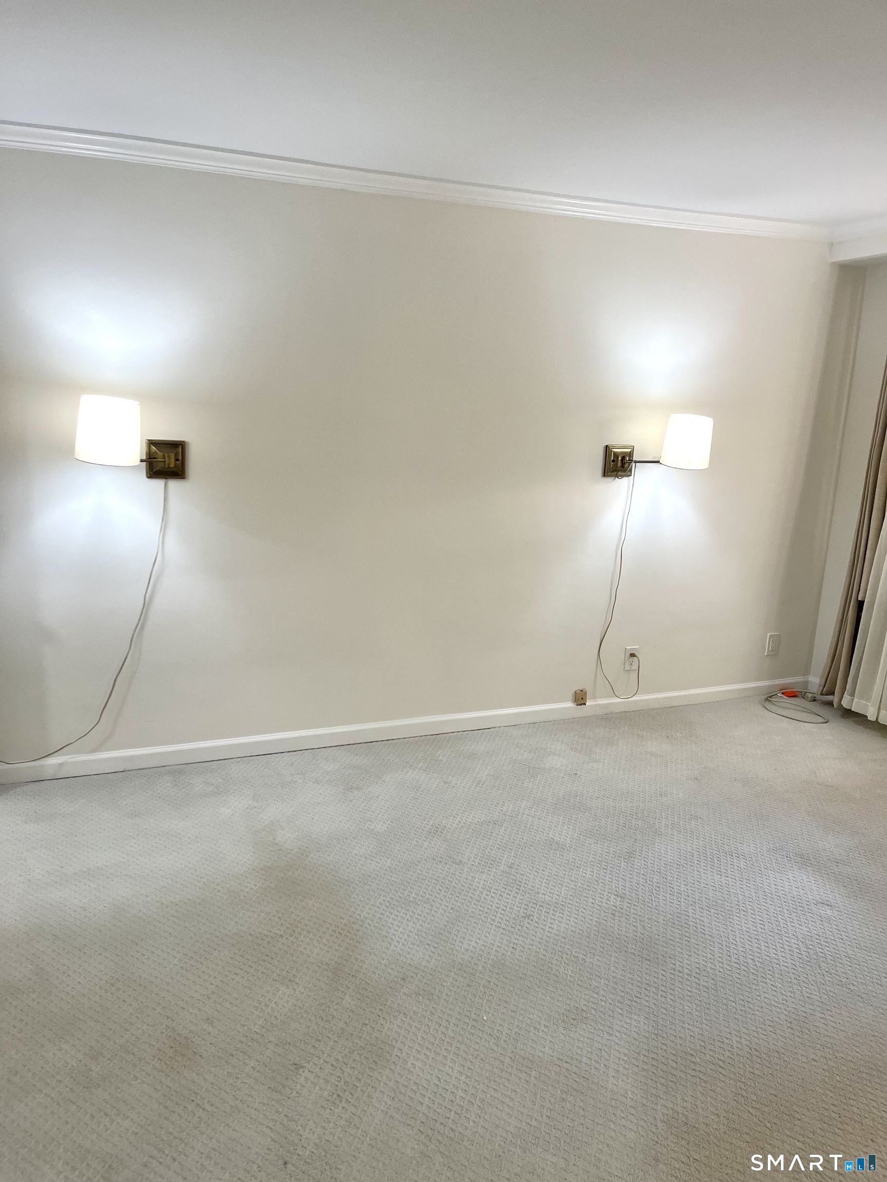 71 Strawberry Hill 217 Avenue Property Photo 14
