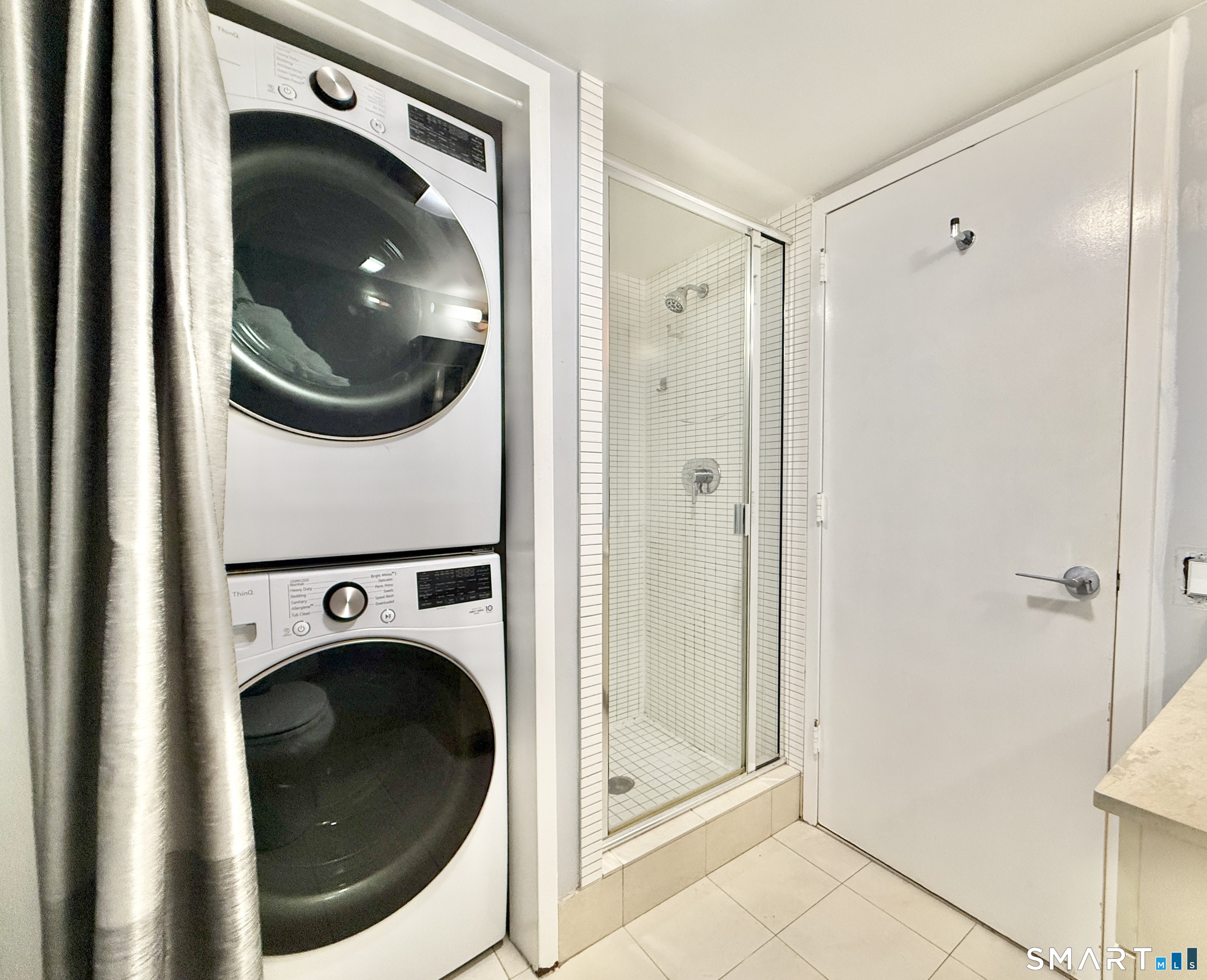 25 Forest 6h Street Property Photo 14