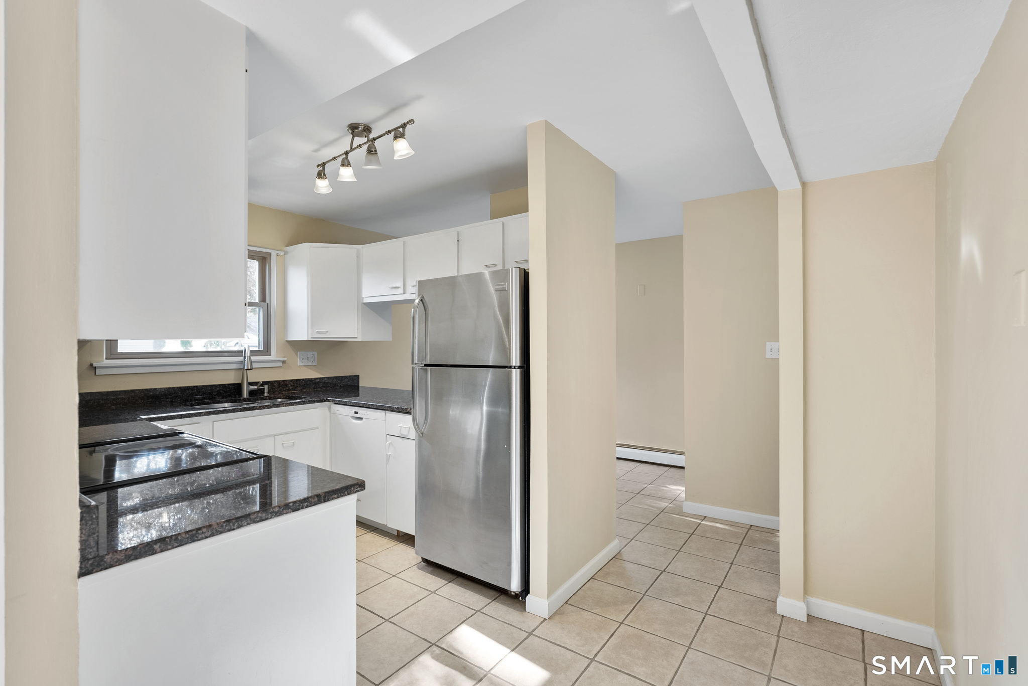 24 Stevens 24 Place Property Photo 12