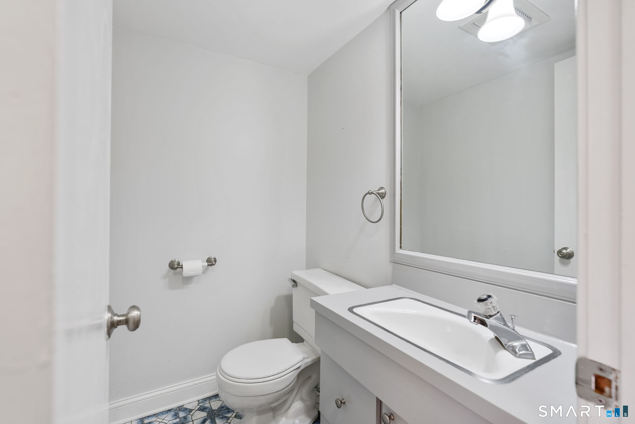 24 Stevens 24 Place Property Photo 15
