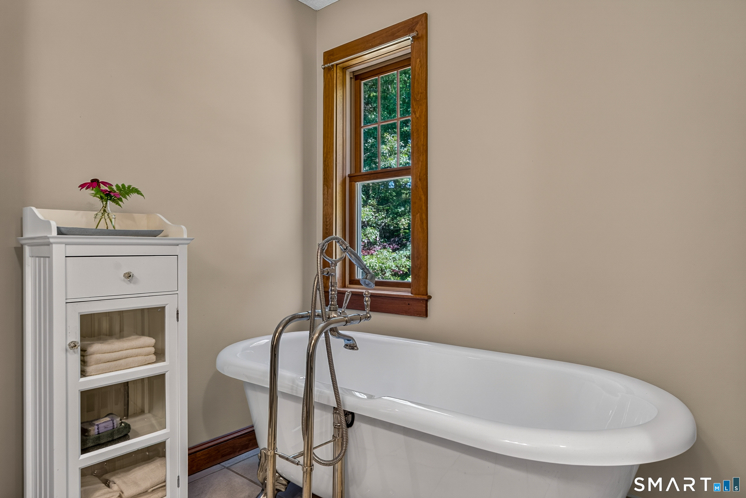 30 Lisa Lane Property Photo 32