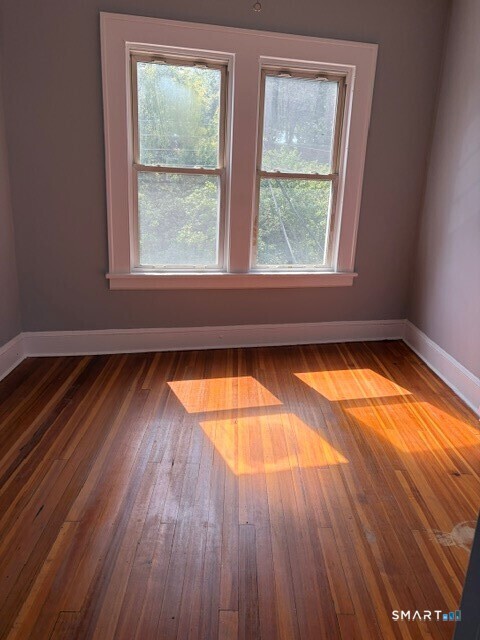 2744 Fairfield #7 Avenue Property Photo 11