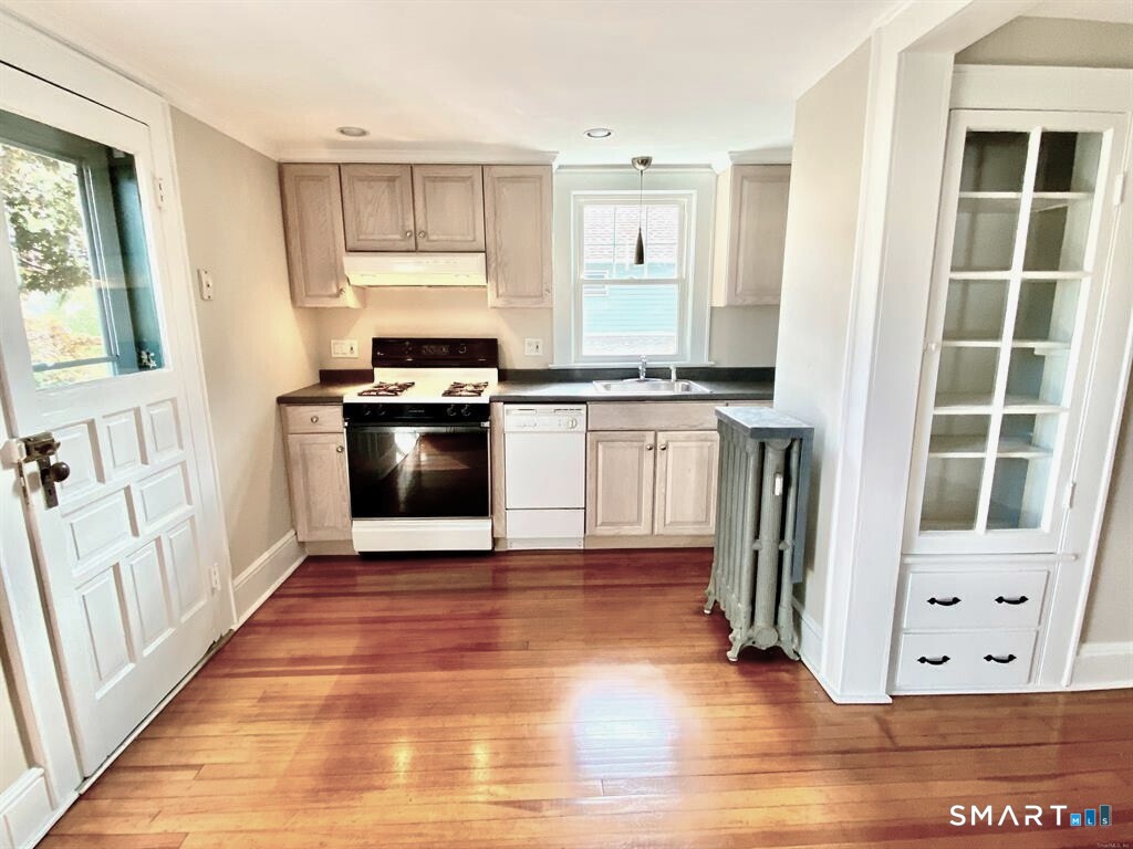 54 First Street Property Photo 4