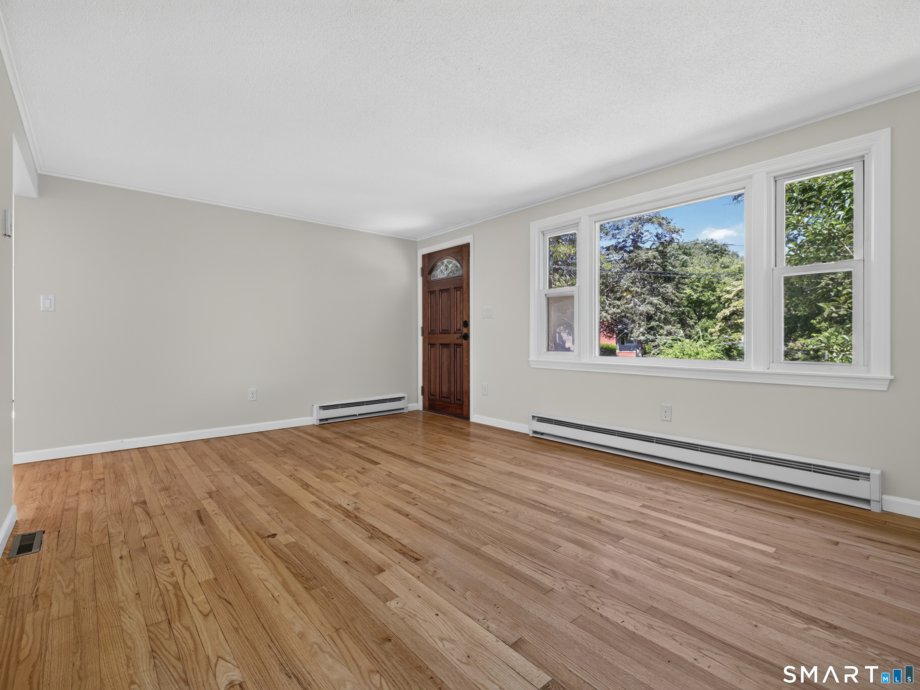 17 Sycamore Road Property Photo 5