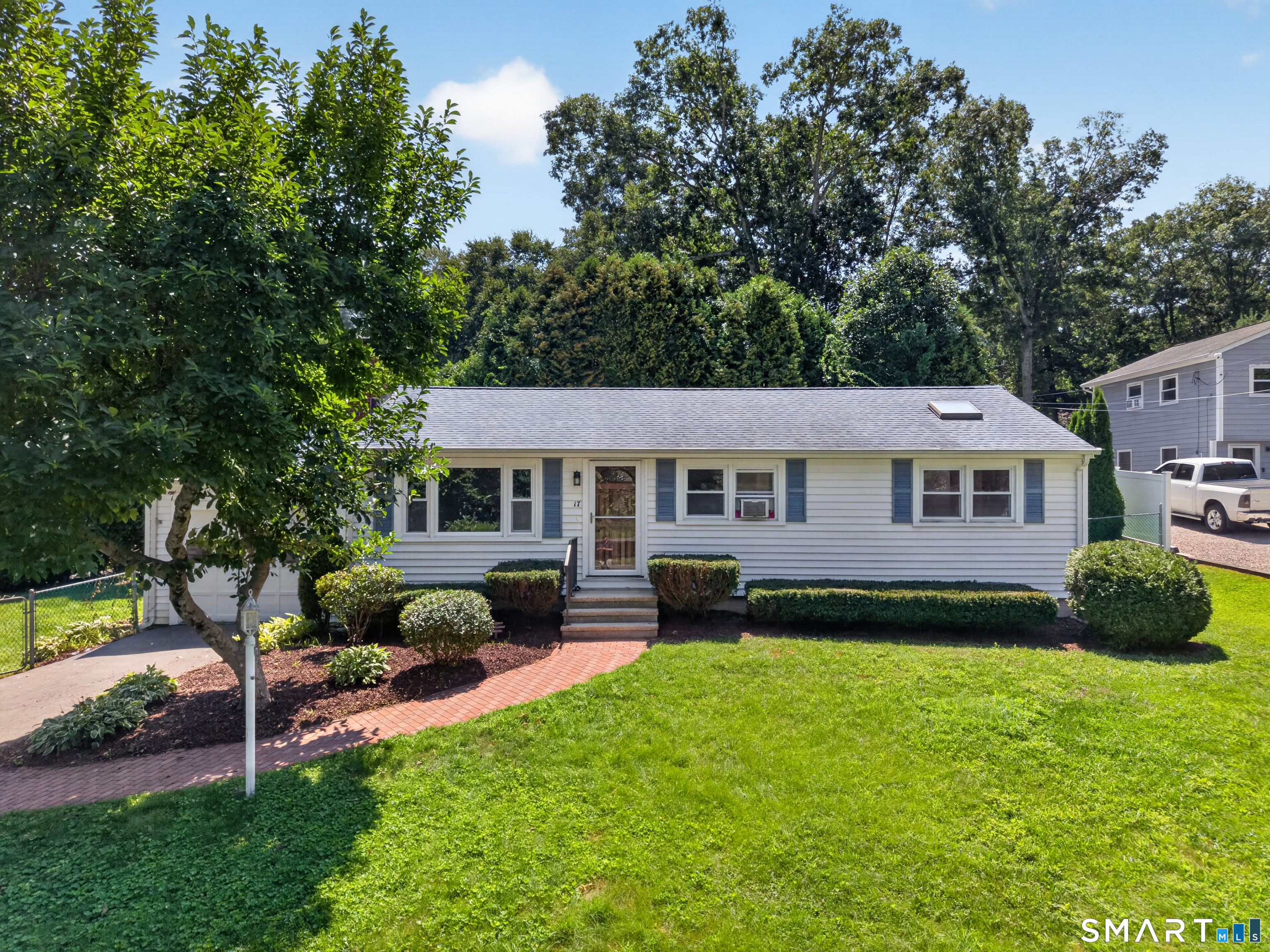 17 Sycamore Road Property Photo 10