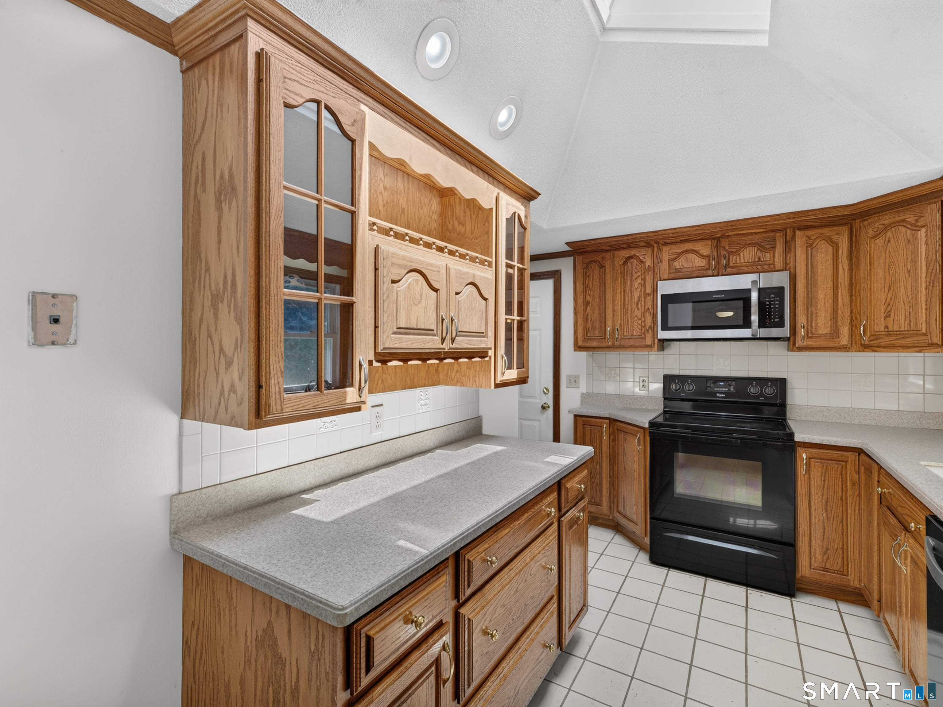 17 Sycamore Road Property Photo 12