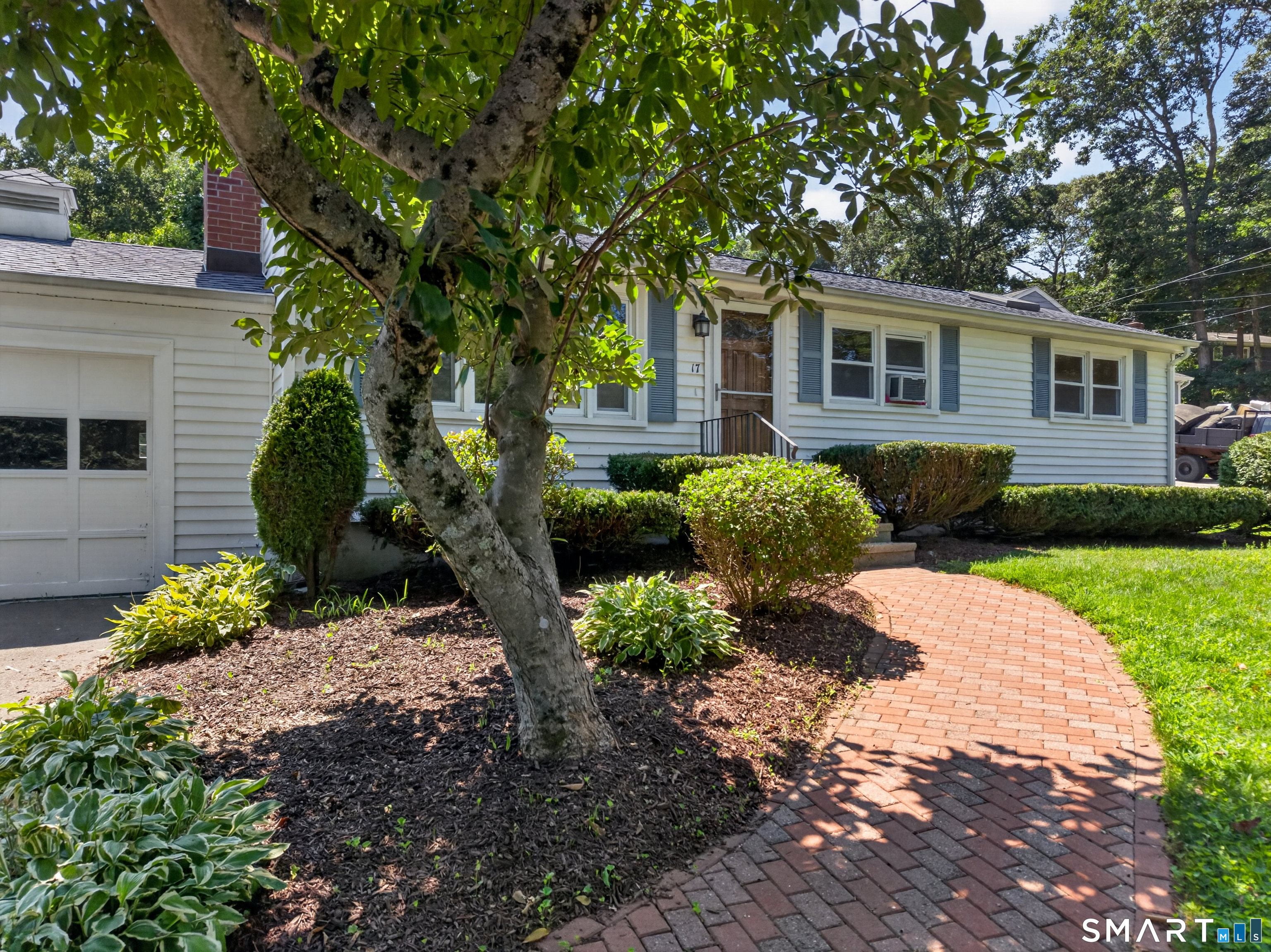 17 Sycamore Road Property Photo 18