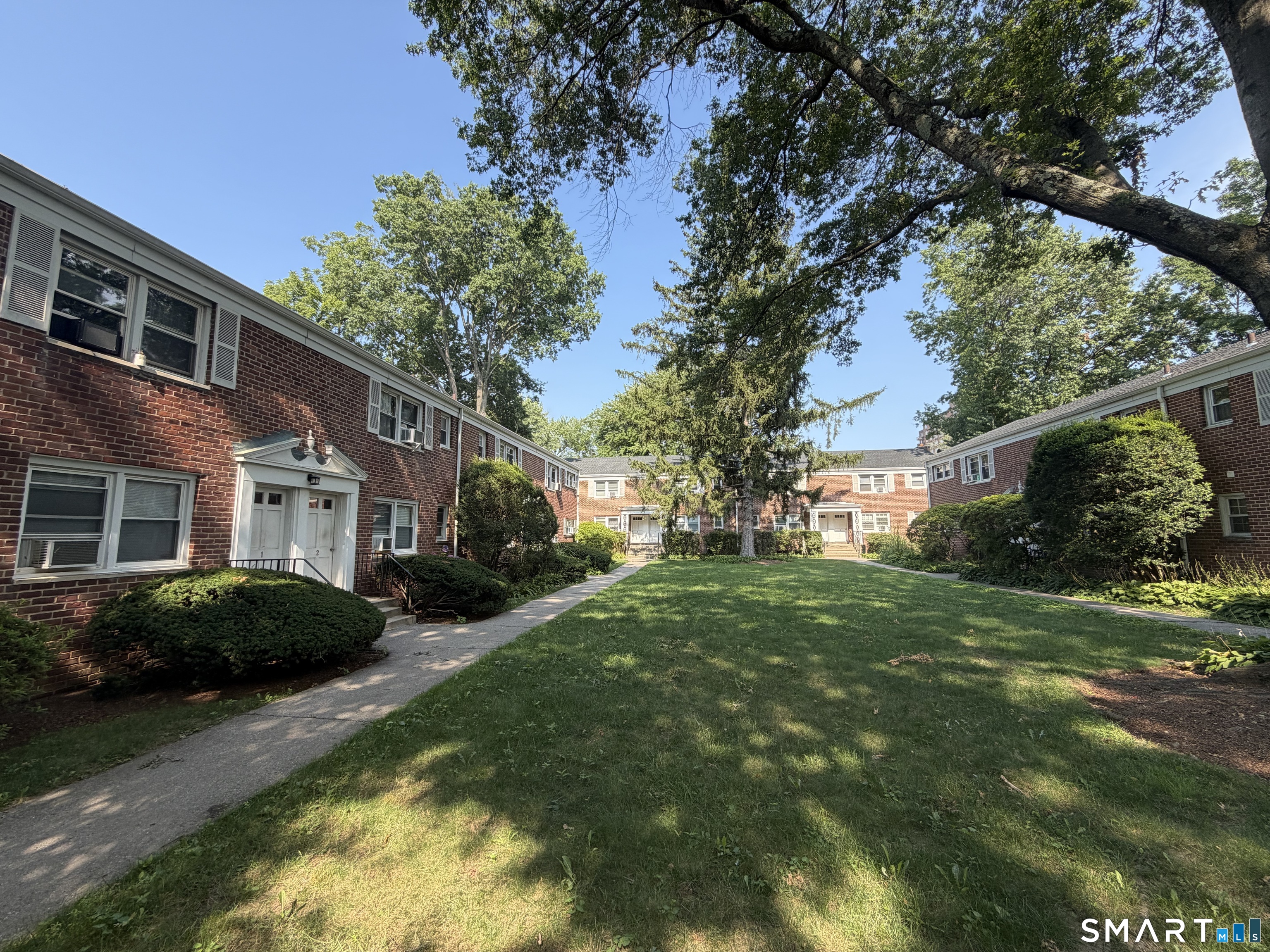 20 North 1-1 Street Property Photo 10