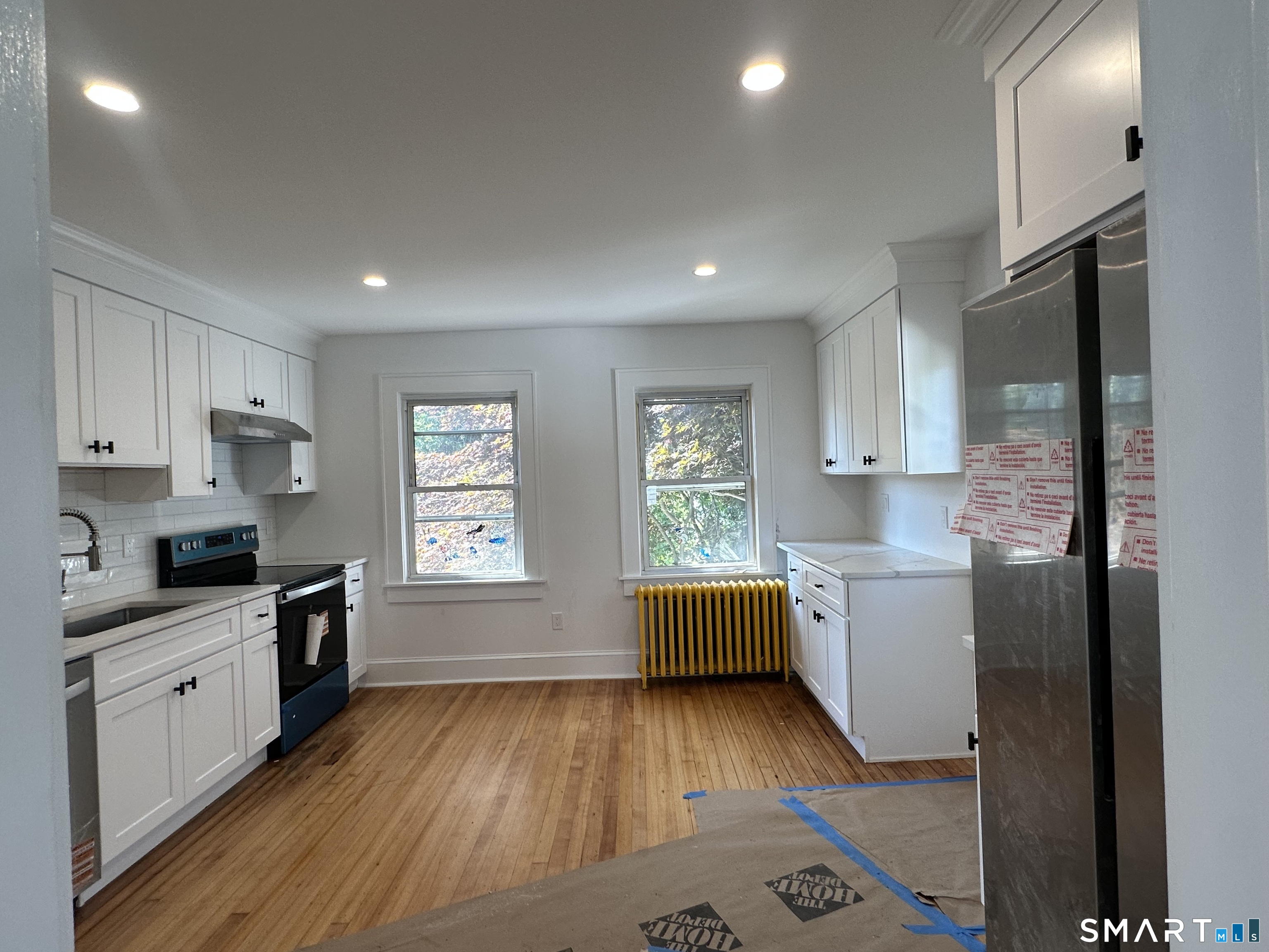 18 Parker Avenue Property Photo 5
