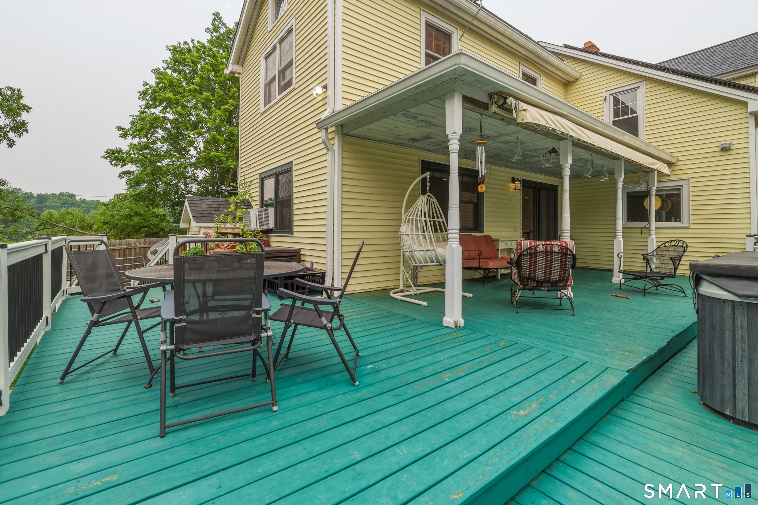 161 Leetes Island Road Property Photo 3