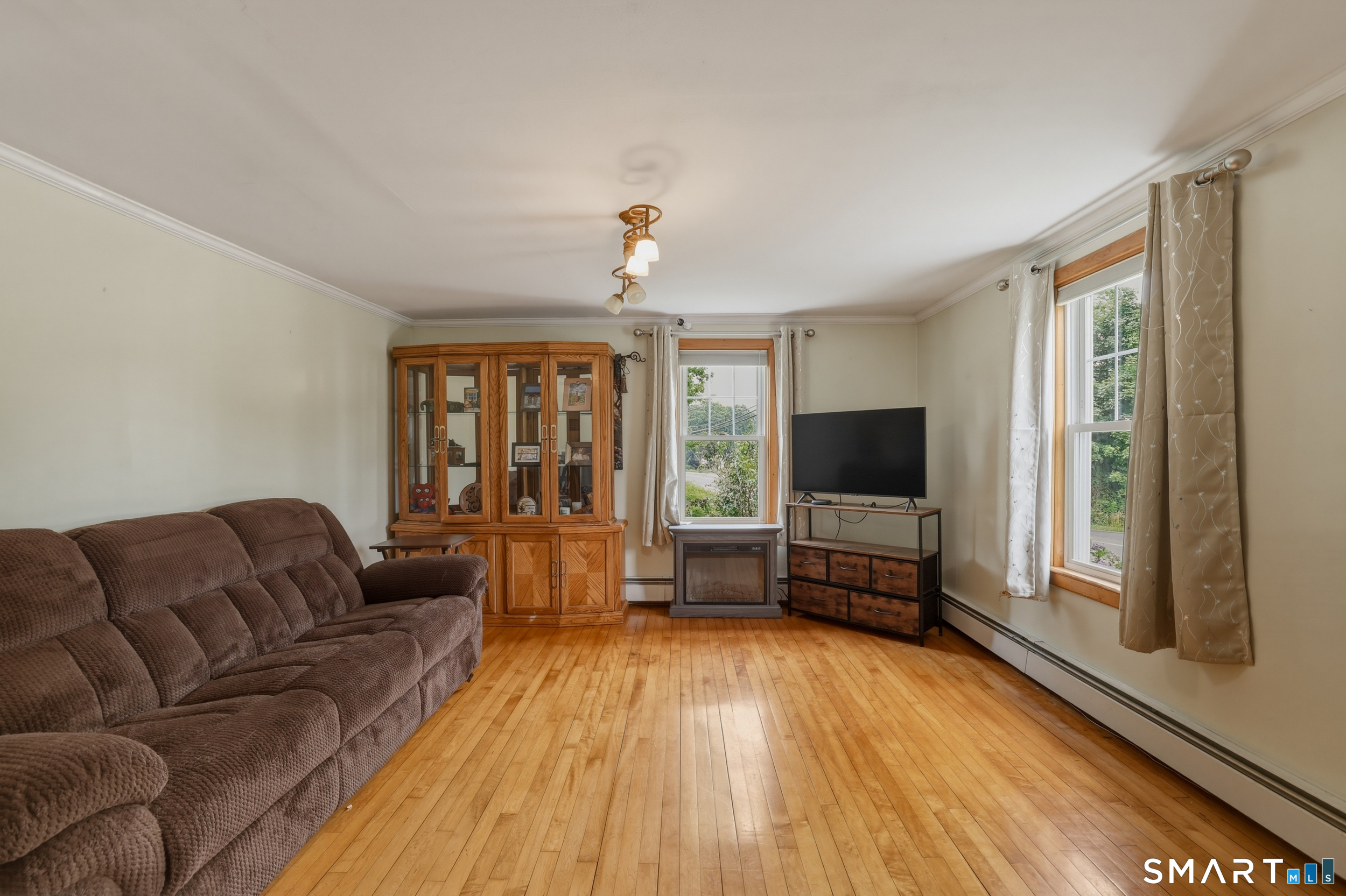 161 Leetes Island Road Property Photo 14