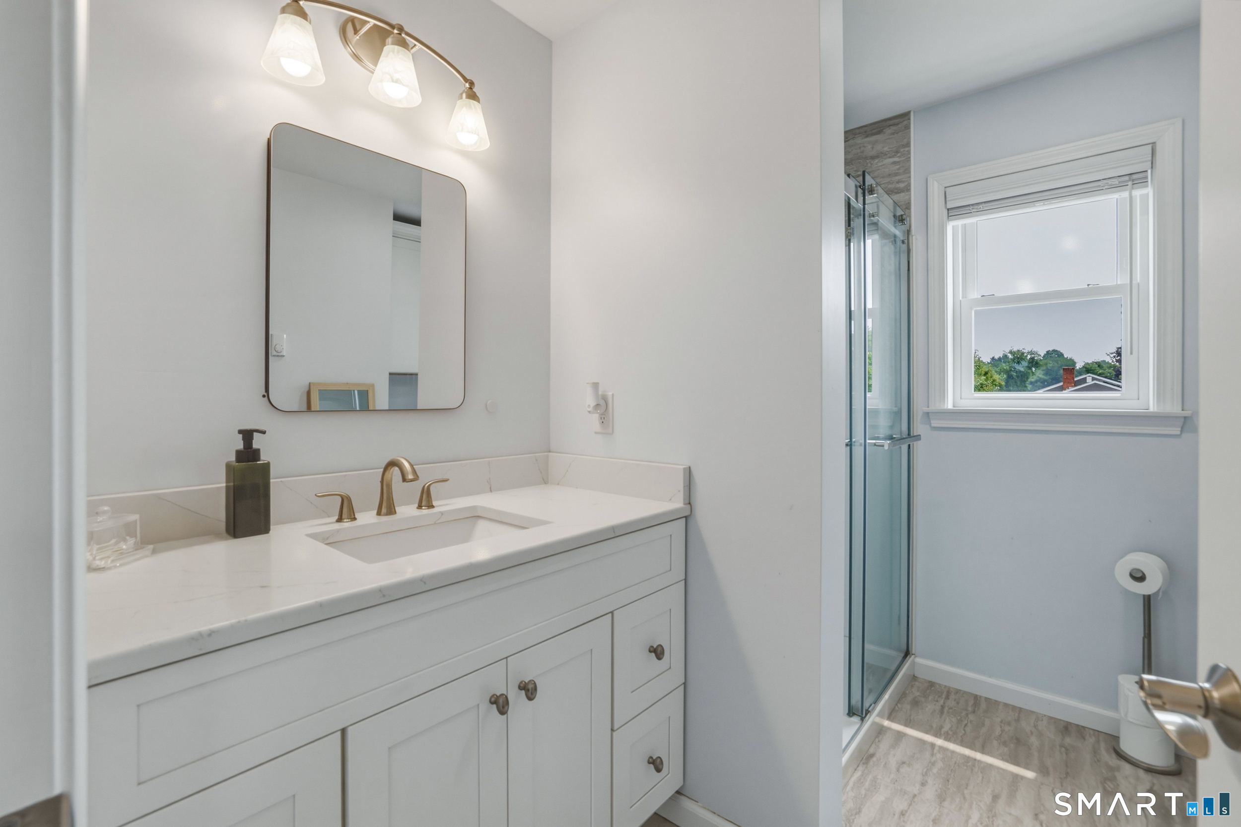 161 Leetes Island Road Property Photo 29
