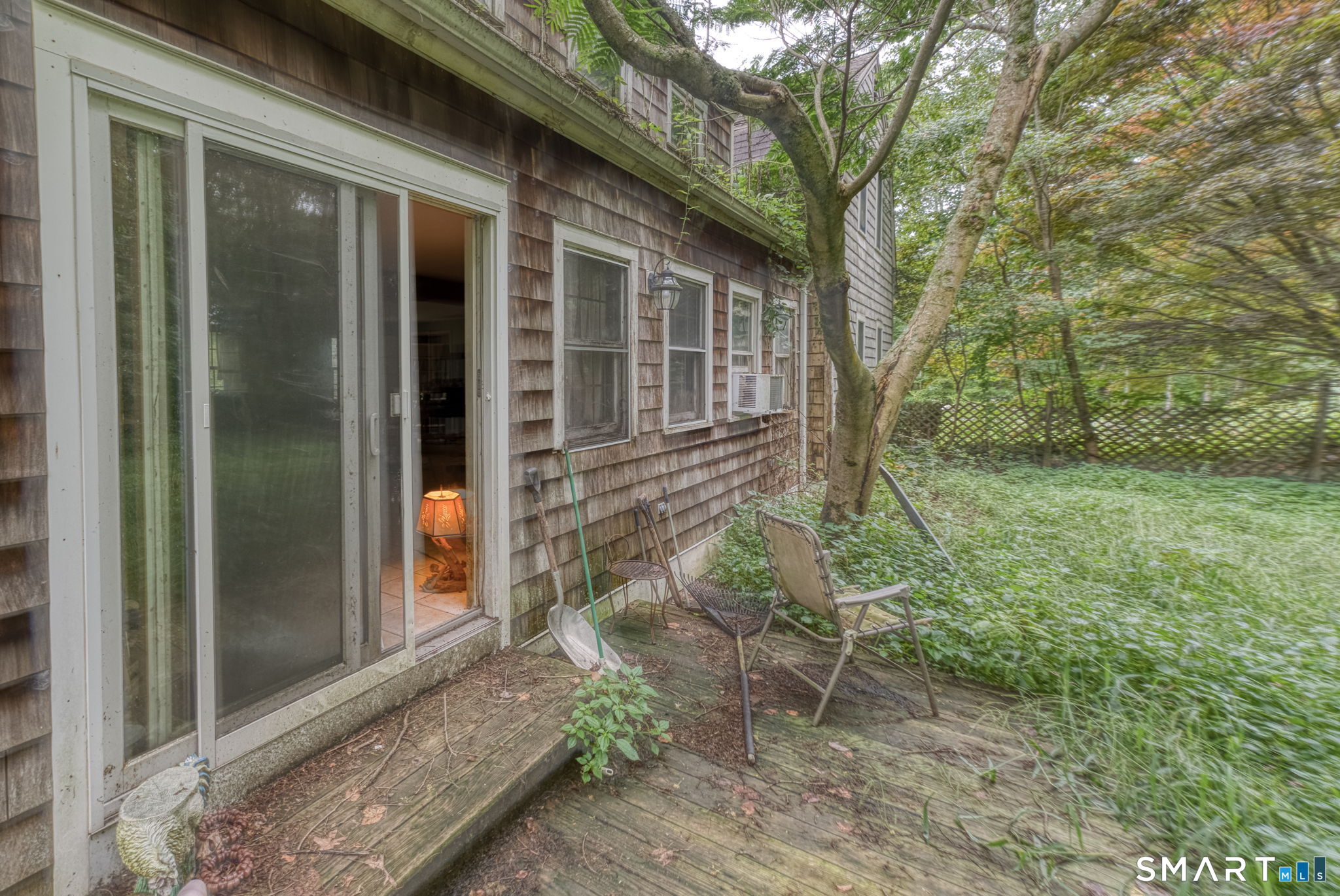 111 Ashford Center Road Property Photo 5