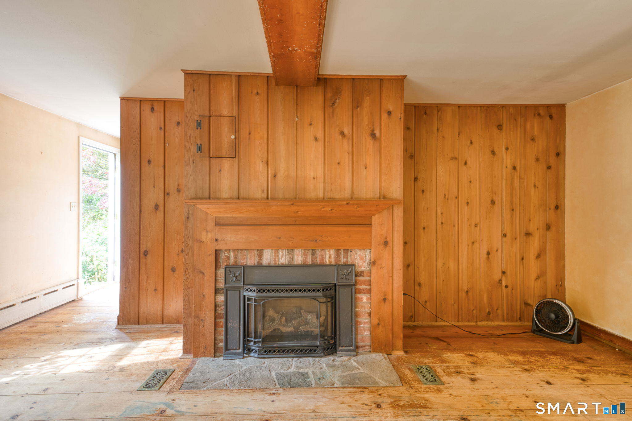 111 Ashford Center Road Property Photo 10