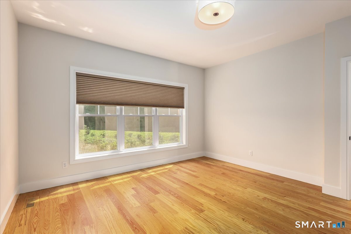 8 Fieldstone 8 Court Property Photo 18
