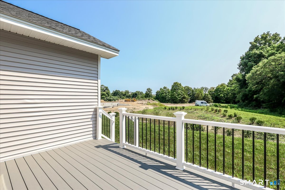 8 Fieldstone 8 Court Property Photo 23