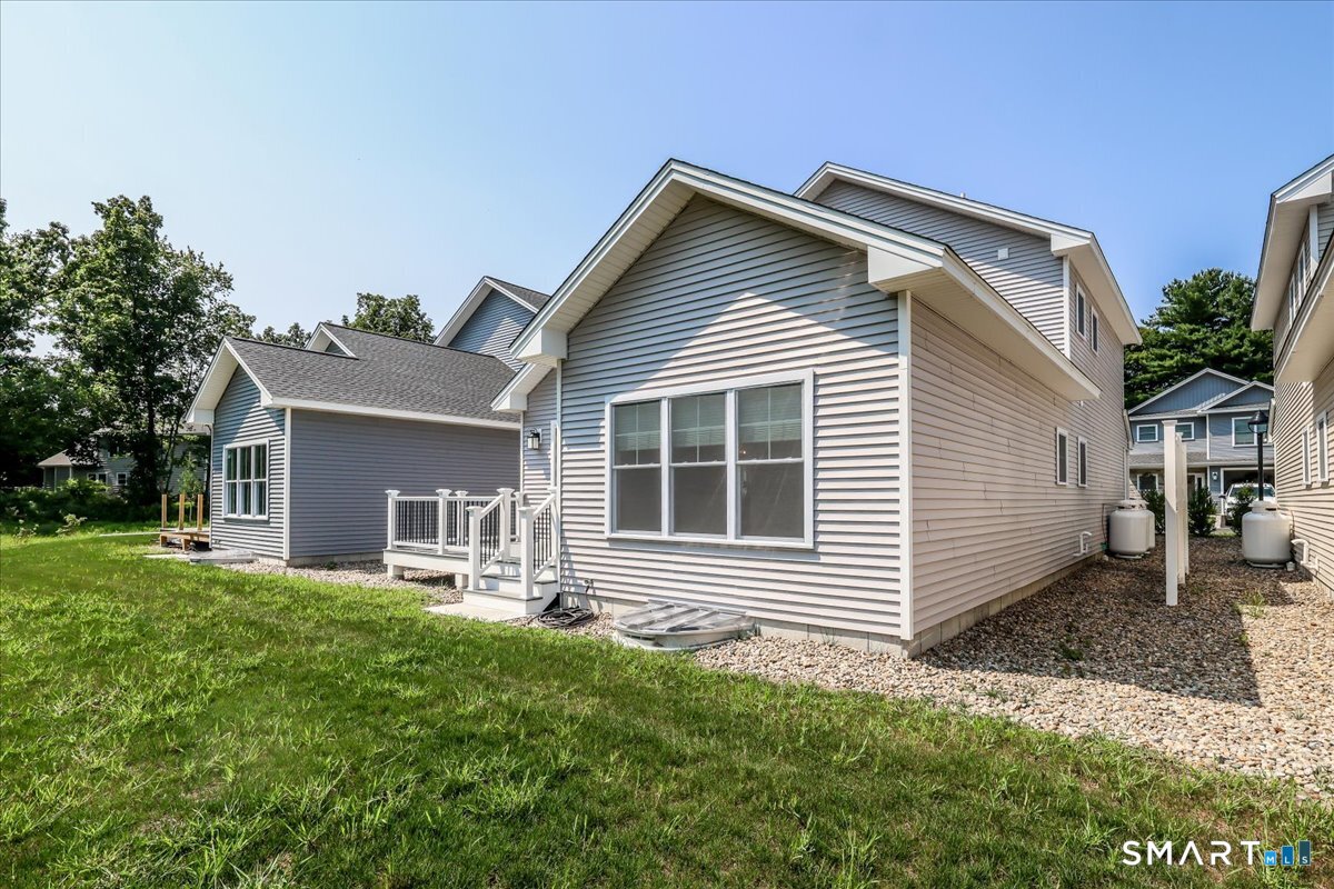 8 Fieldstone 8 Court Property Photo 25