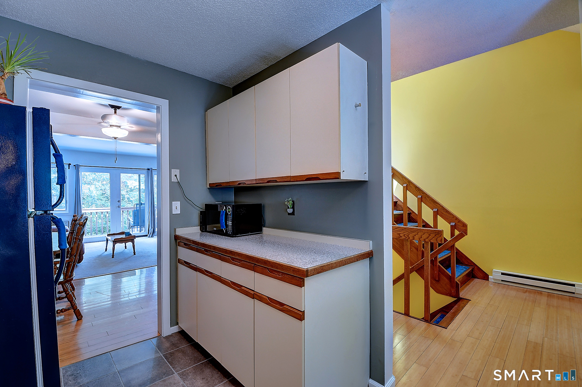 44 Tolland 52 Avenue Property Photo 13