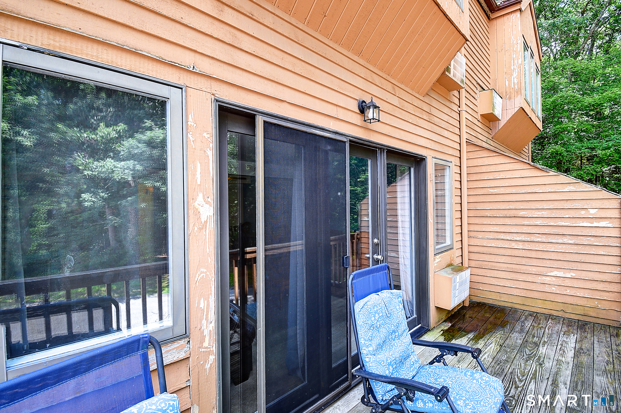 44 Tolland 52 Avenue Property Photo 23
