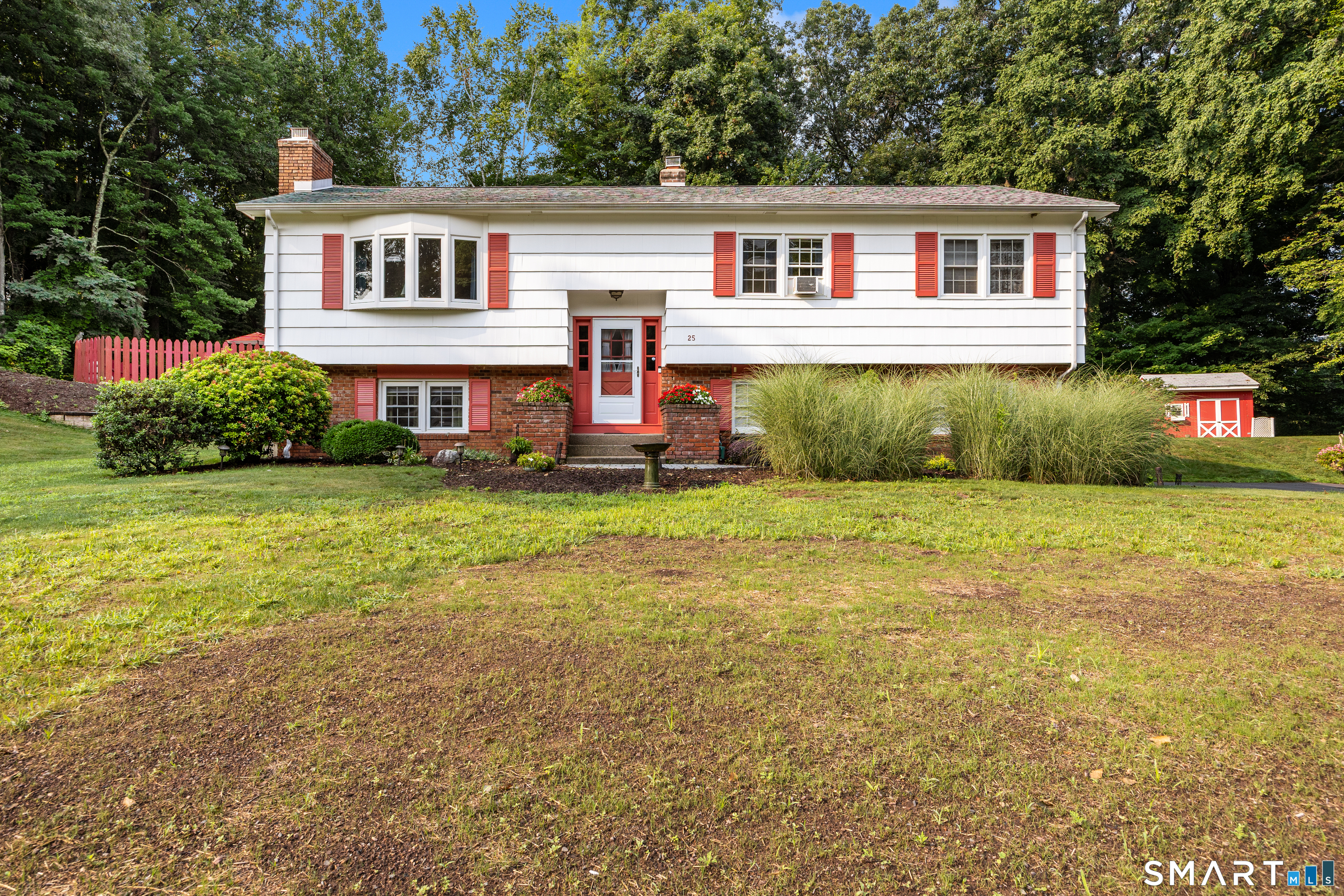 25 Stacy Court Property Photo 1