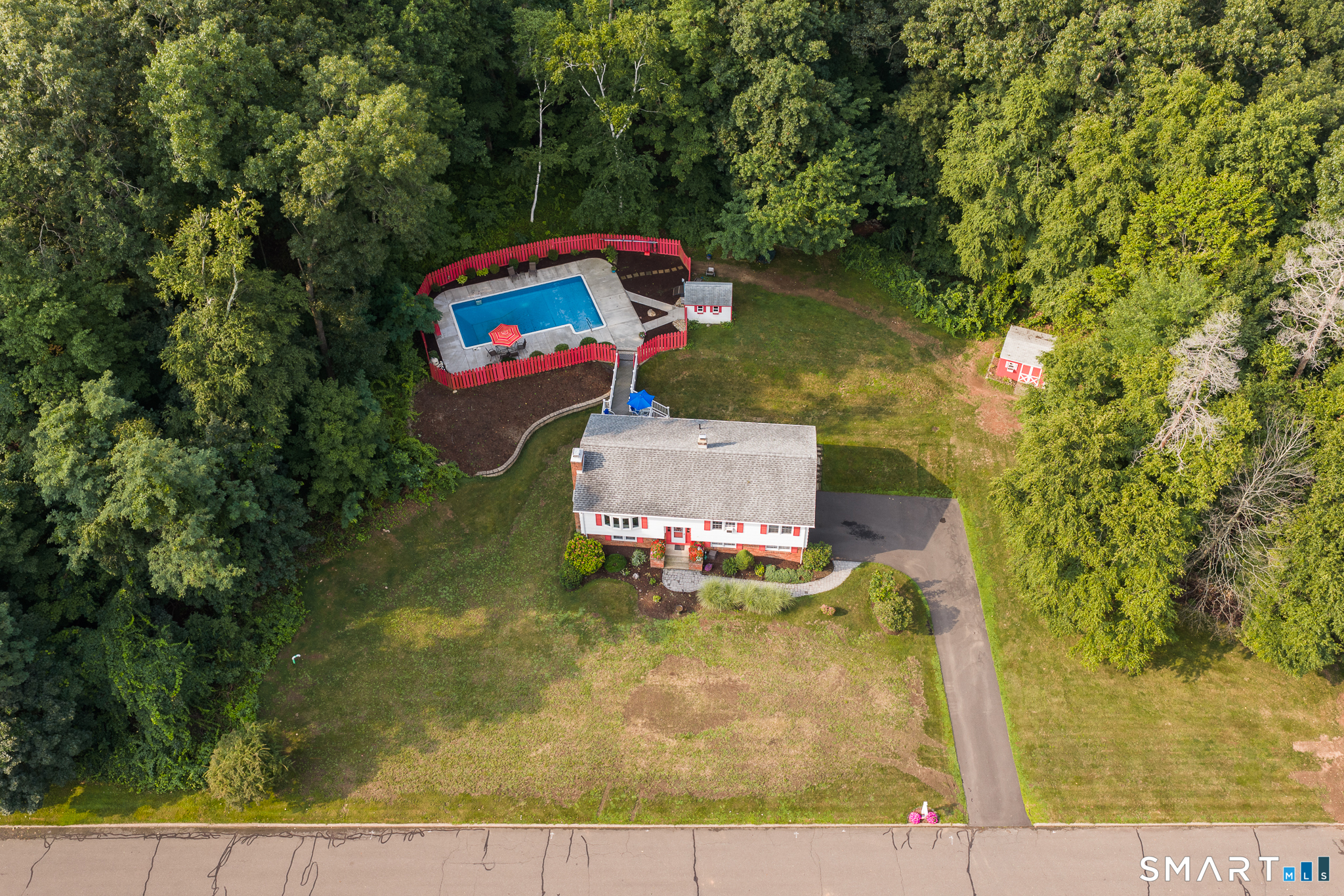 25 Stacy Court Property Photo 2
