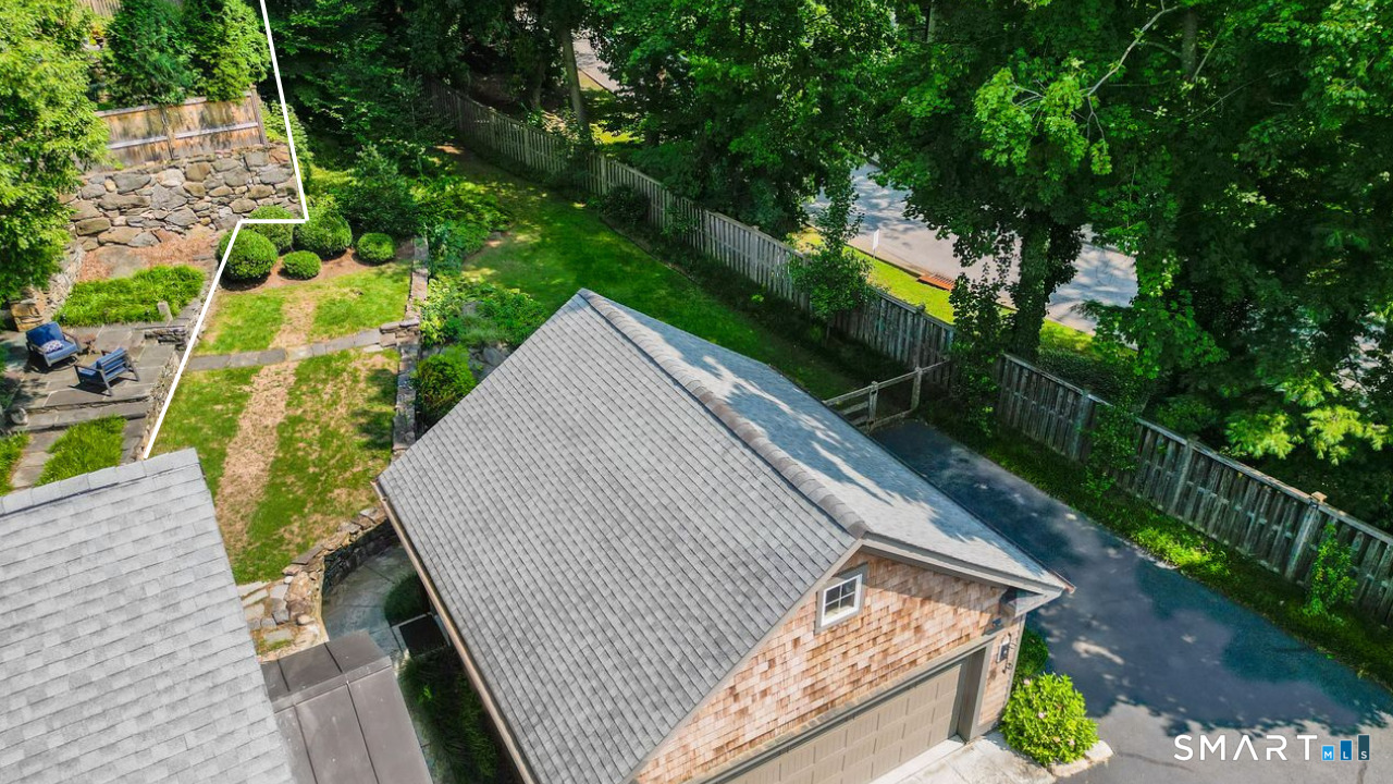 53 Lake Avenue Property Photo 1