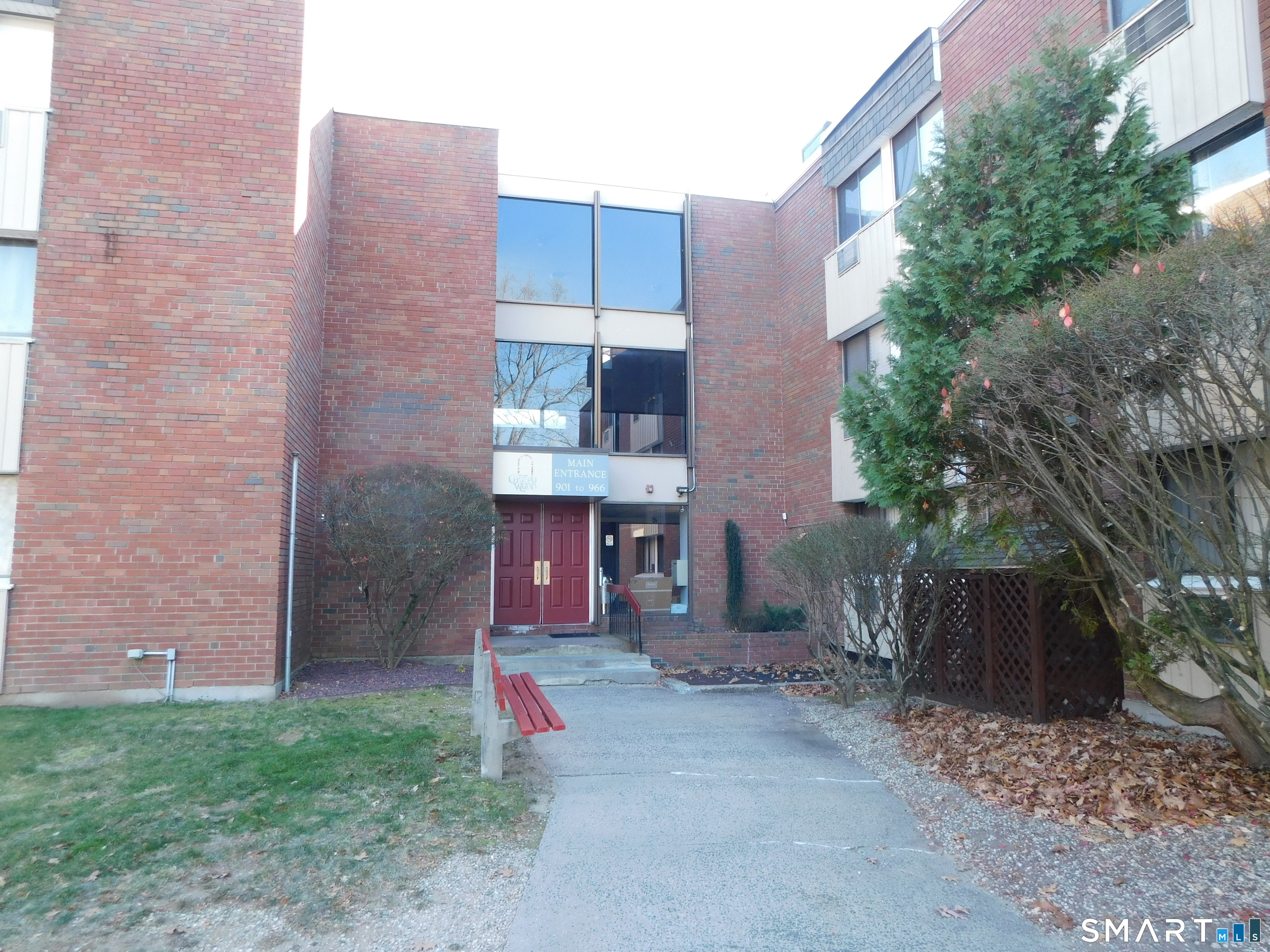903 High Path Road Property Photo 1